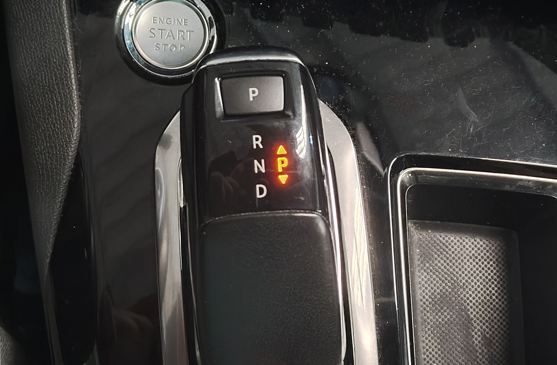 Peugeot 3008 PureTech 130 GT Line EAT8 - foto 5