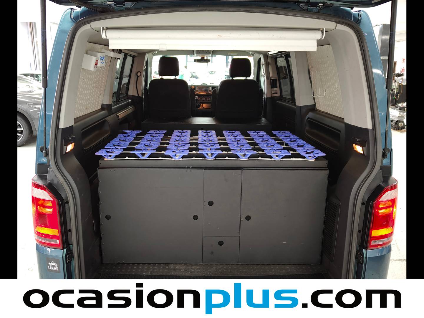 Foto asientos traseros Volkswagen Multivan Volkswagen Multivan The Original Corto 2.0 TDI BMT (102 CV) 5 Plazas Semi-Camper