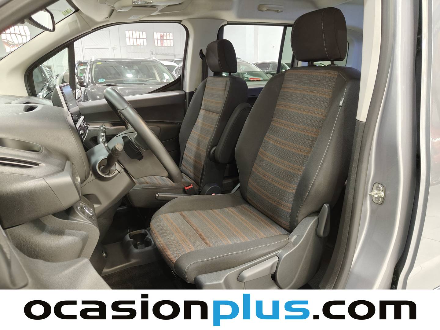 Foto asientos delanteros Opel Combo Life Opel Combo Life 1.5 TD S&S Innovation L Auto (131 CV)