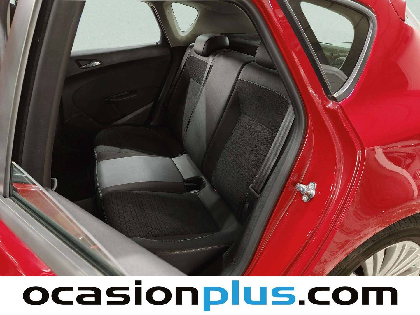 Foto asientos traseros Opel Astra Opel Astra 1.6 CDTi S&S Selective (110 CV)