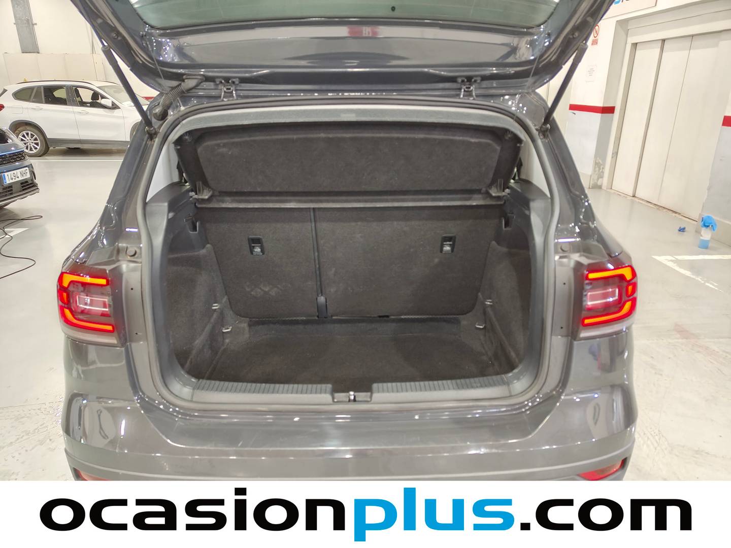 Foto Volkswagen T-Cross Volkswagen T-Cross Edition 1.0 TSI (95 CV)