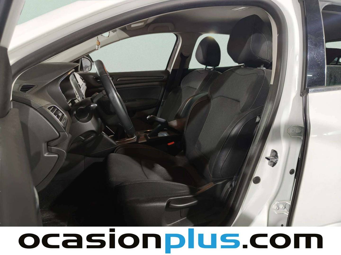 Foto asientos delanteros Renault Mégane Renault Megane Limited TCe (140 CV) GPF