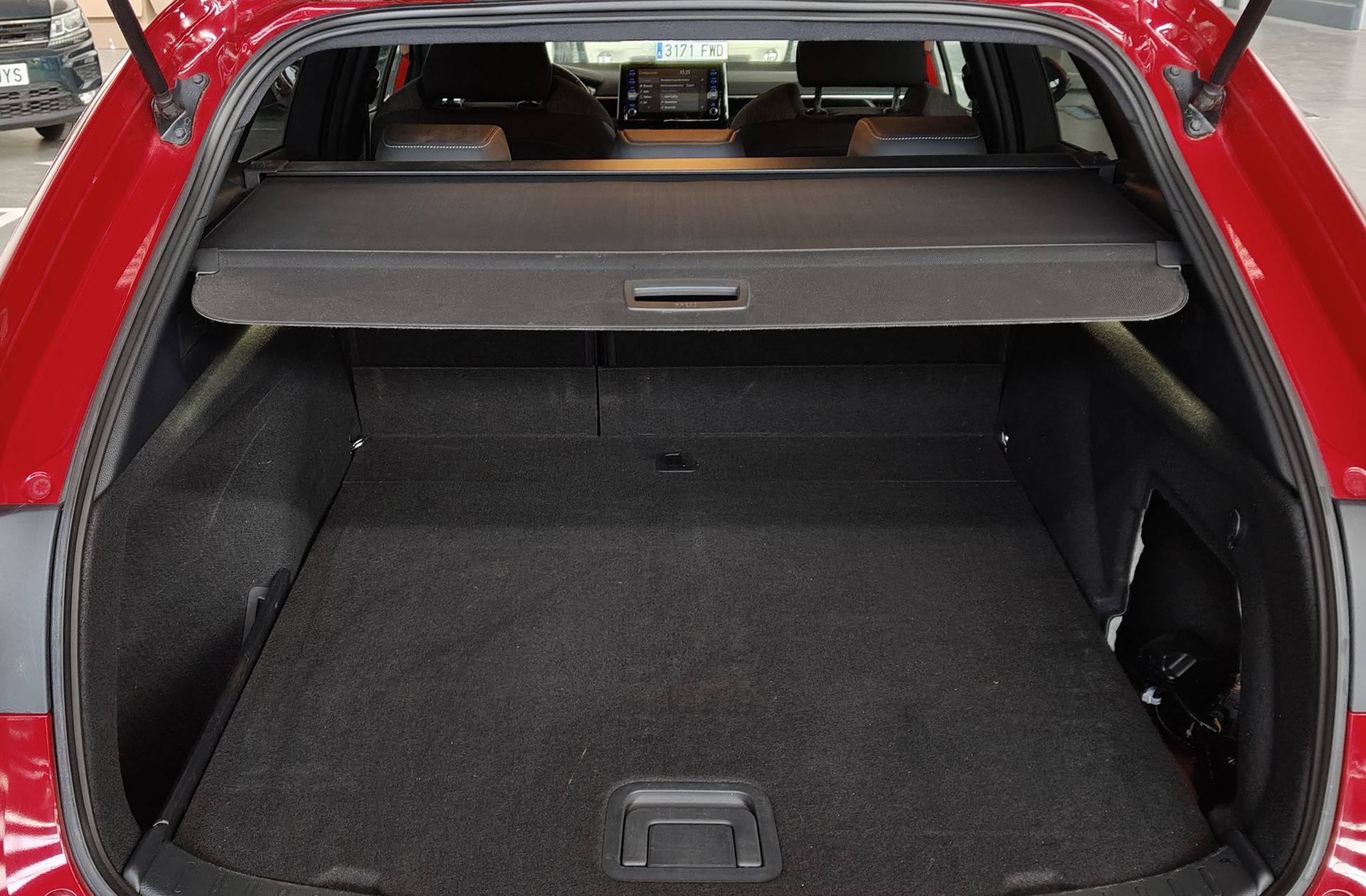 Toyota Corolla Touring Sports 180H Style E-CVT - foto 19