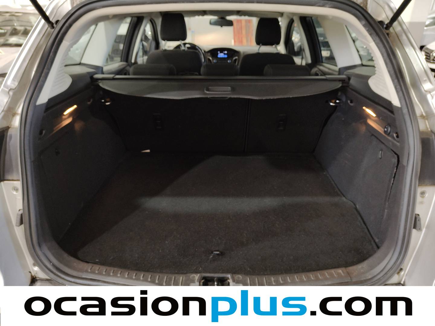 Fotos maletero Ford Focus Ford Focus SportBreak 1.0 Ecoboost S&S Trend+ (125 CV)