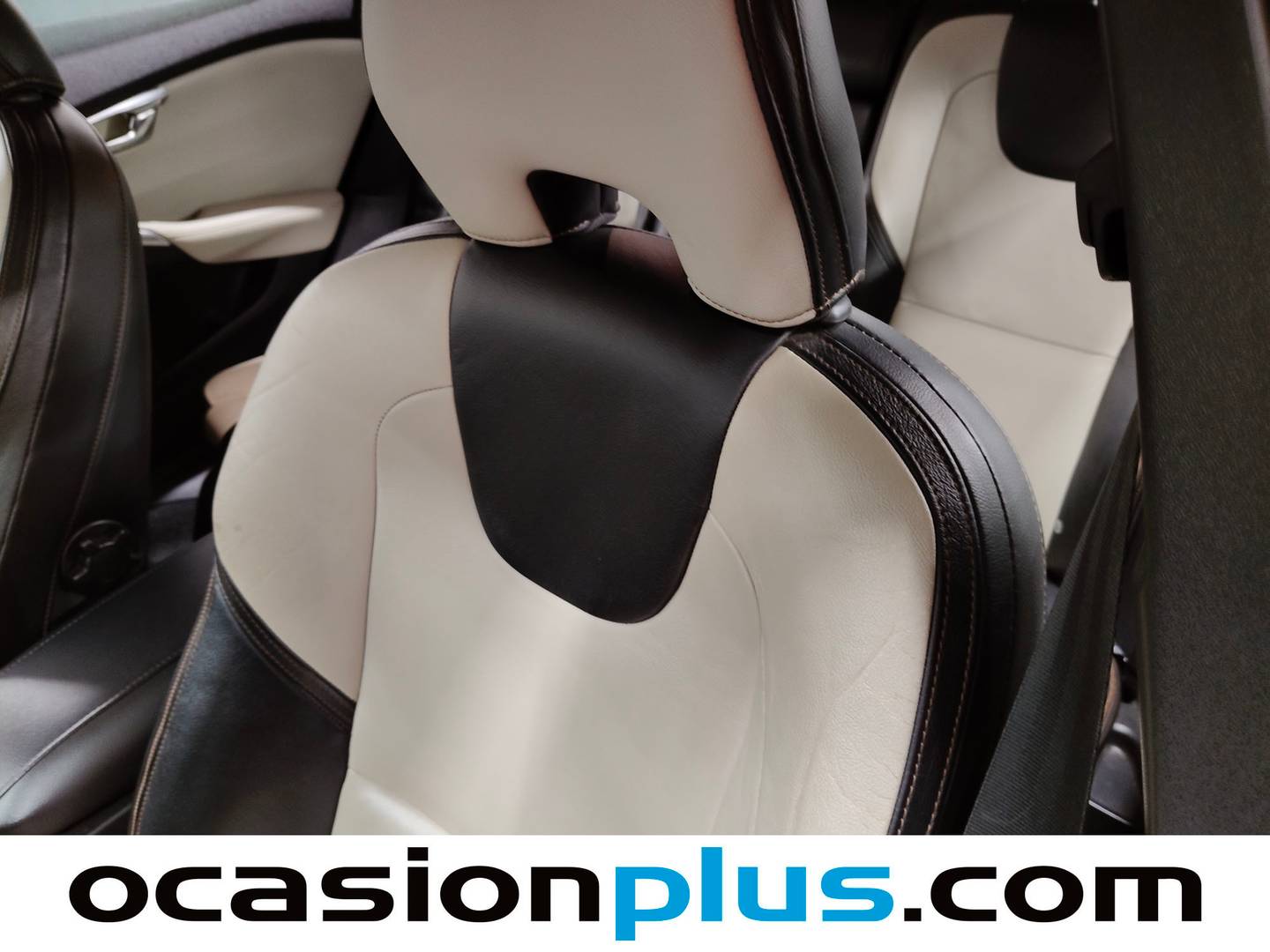 Volvo V40 Cross Country Volvo V40 Cross Country D3 Summum Auto (150 CV) 150cv