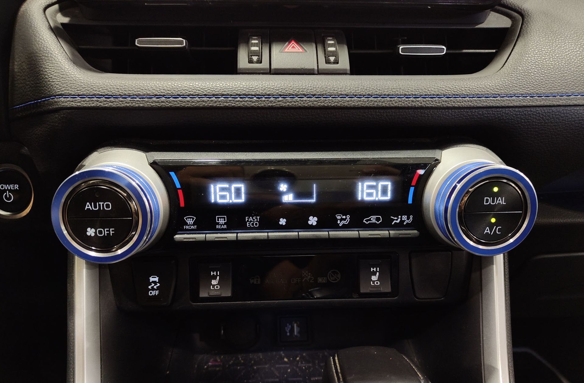 Toyota RAV4 2.5 hybrid 220H Style e-CVT - foto 32