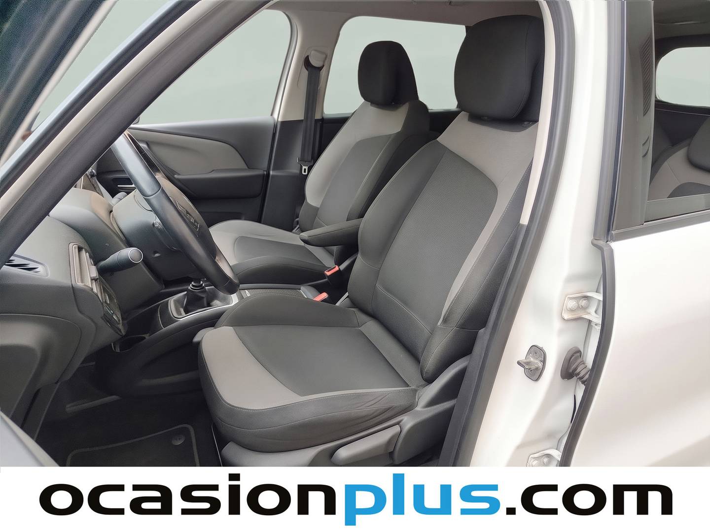 Foto asientos traseros Citroën Grand C4 Picasso Citroën Grand C4 Picasso PureTech 130 6v S&S Feel (130 CV) 7 Plazas