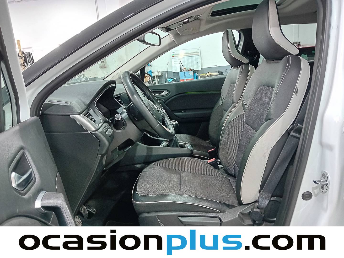 Foto Renault Captur Renault Captur TCe 140 Micro Híbrido Fast Track (140 CV)