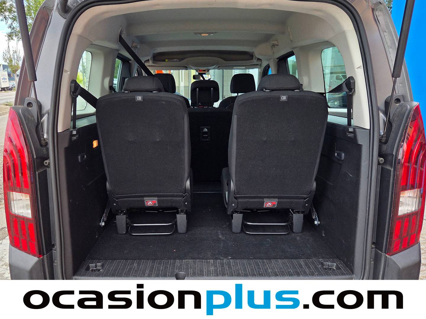Foto Peugeot Rifter Peugeot Rifter BlueHDi 130 S&S Allure Long (130 CV) 7 Plazas siete plazas