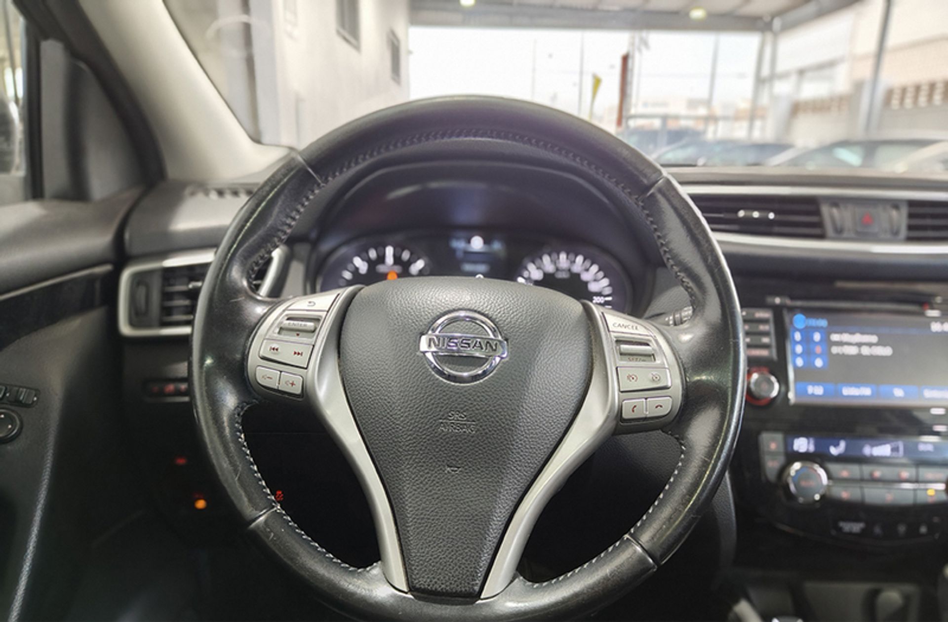 Nissan Qashqai 1.6 dCi N-Connecta 4x2 XTronic - foto 26