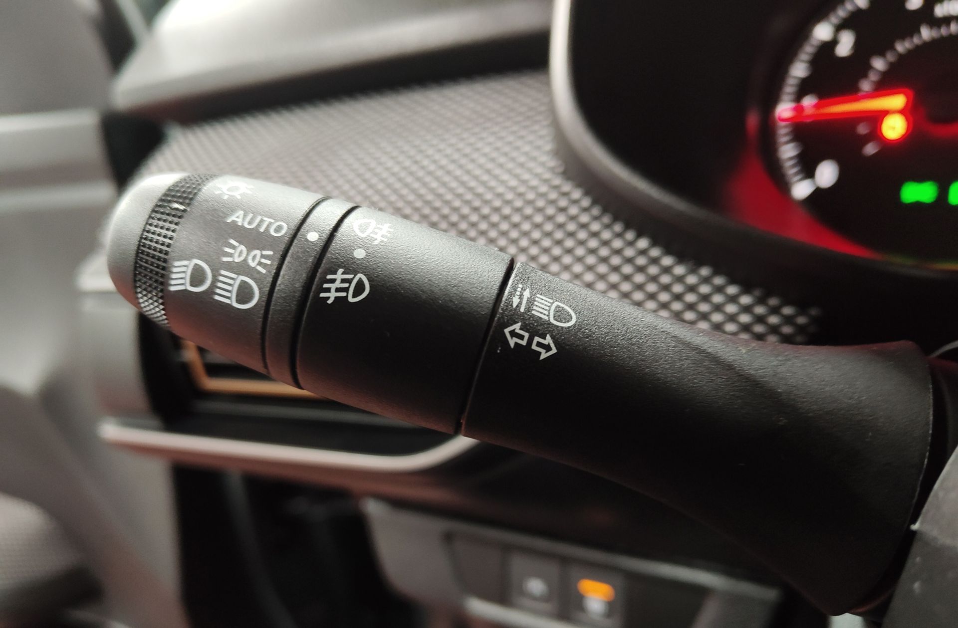 Dacia Sandero Stepway Expression Go ECO-G - foto 21