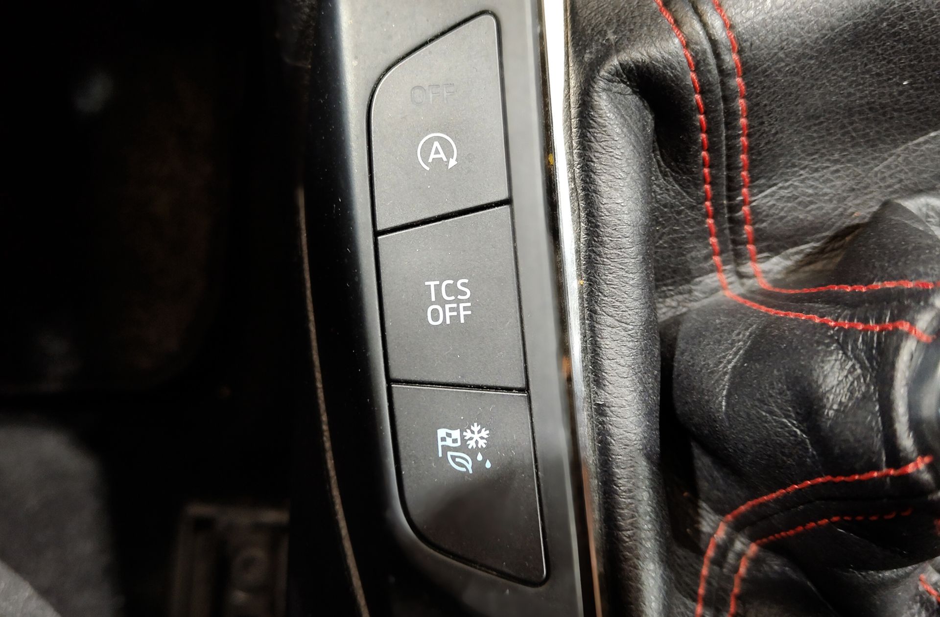 Ford Focus SportBreak 1.0 EcoBoost ST-Line - foto 31