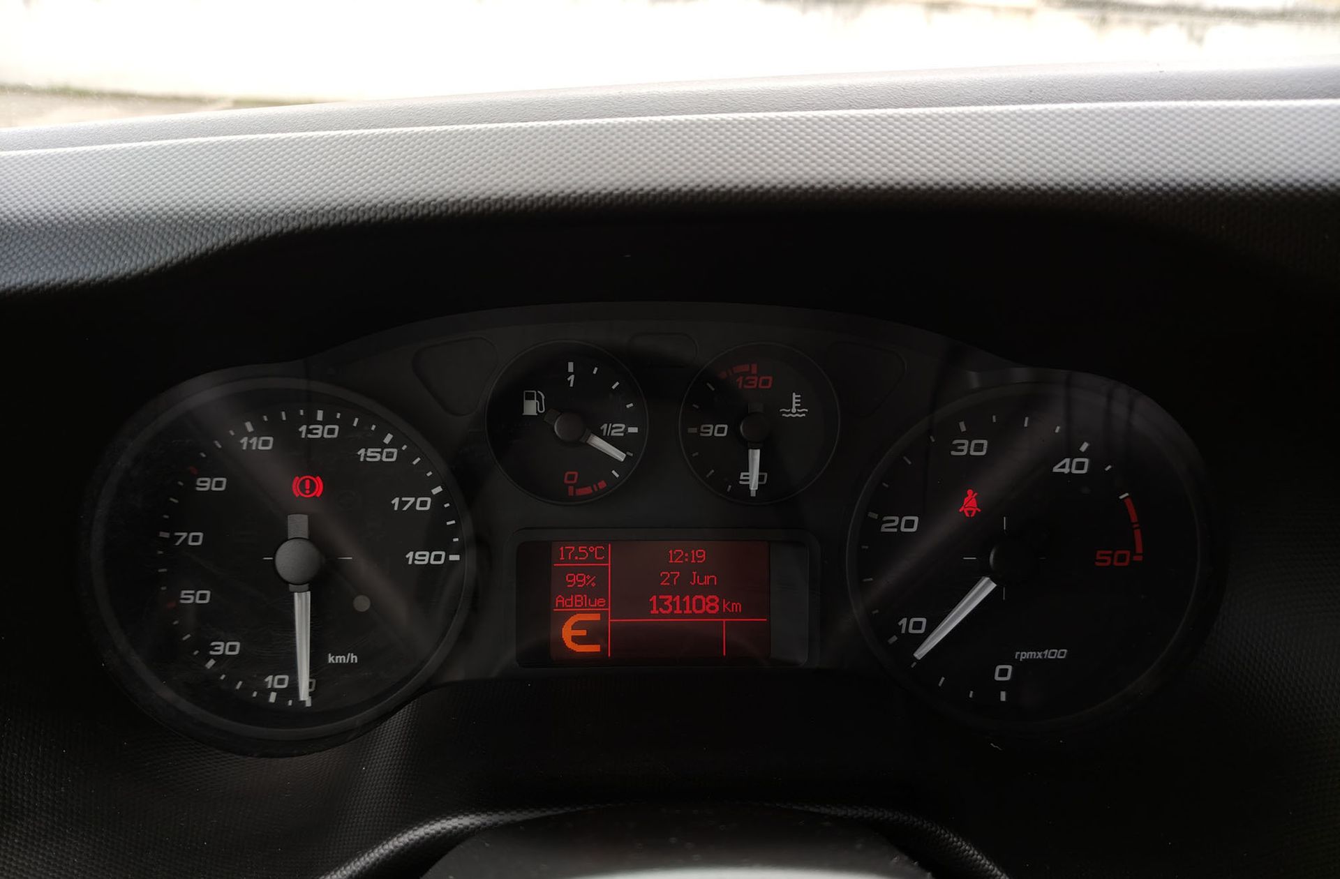 Iveco Daily 35S 16 V 3520L/H2 3 plazas - foto 17