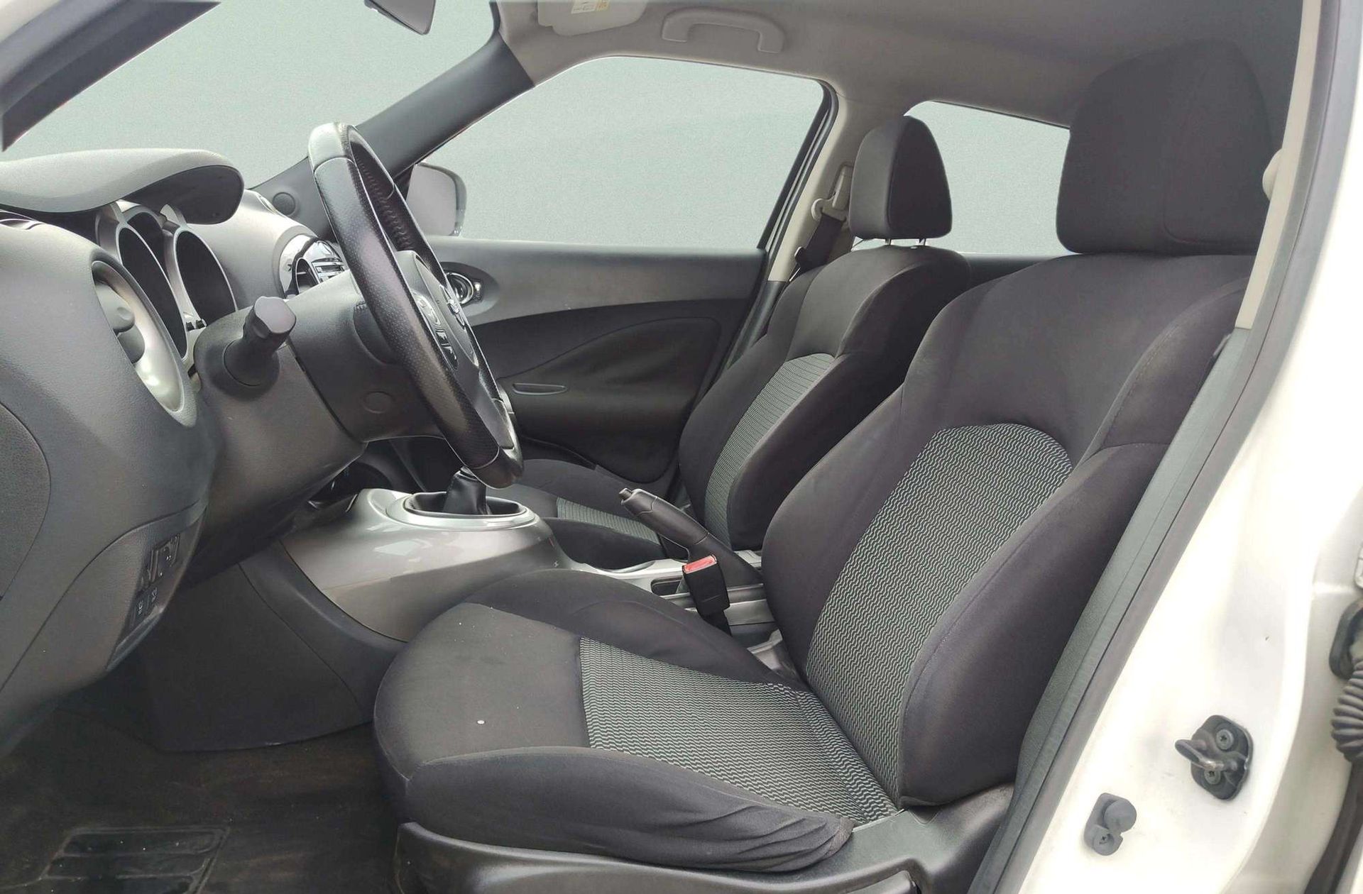 Nissan Juke 1.5 dCi Acenta 4x2 - foto 8