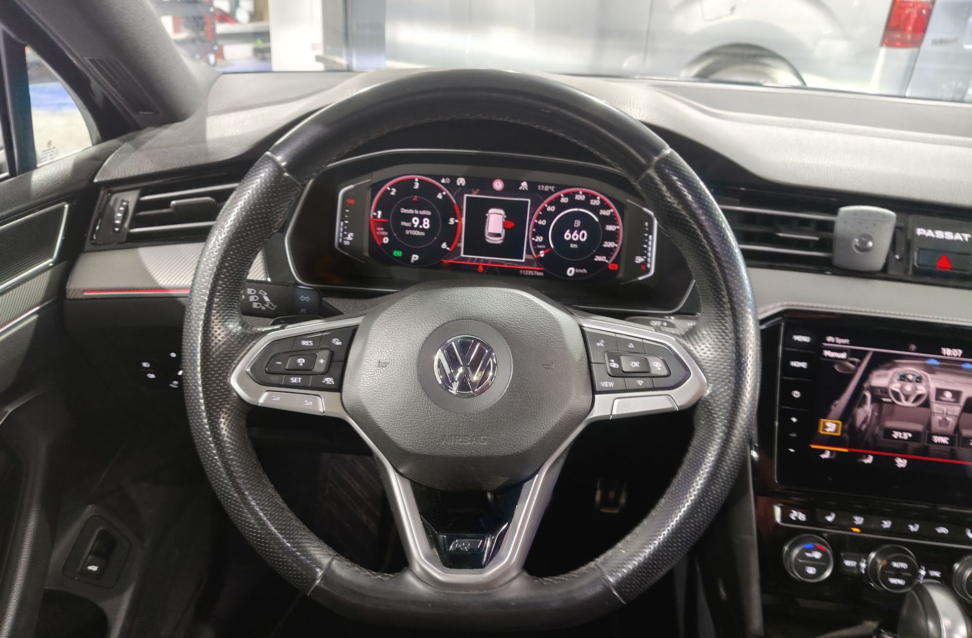 Volkswagen Passat Variant Variant R-Line 2.0 TDI DSG R-Line - foto 29