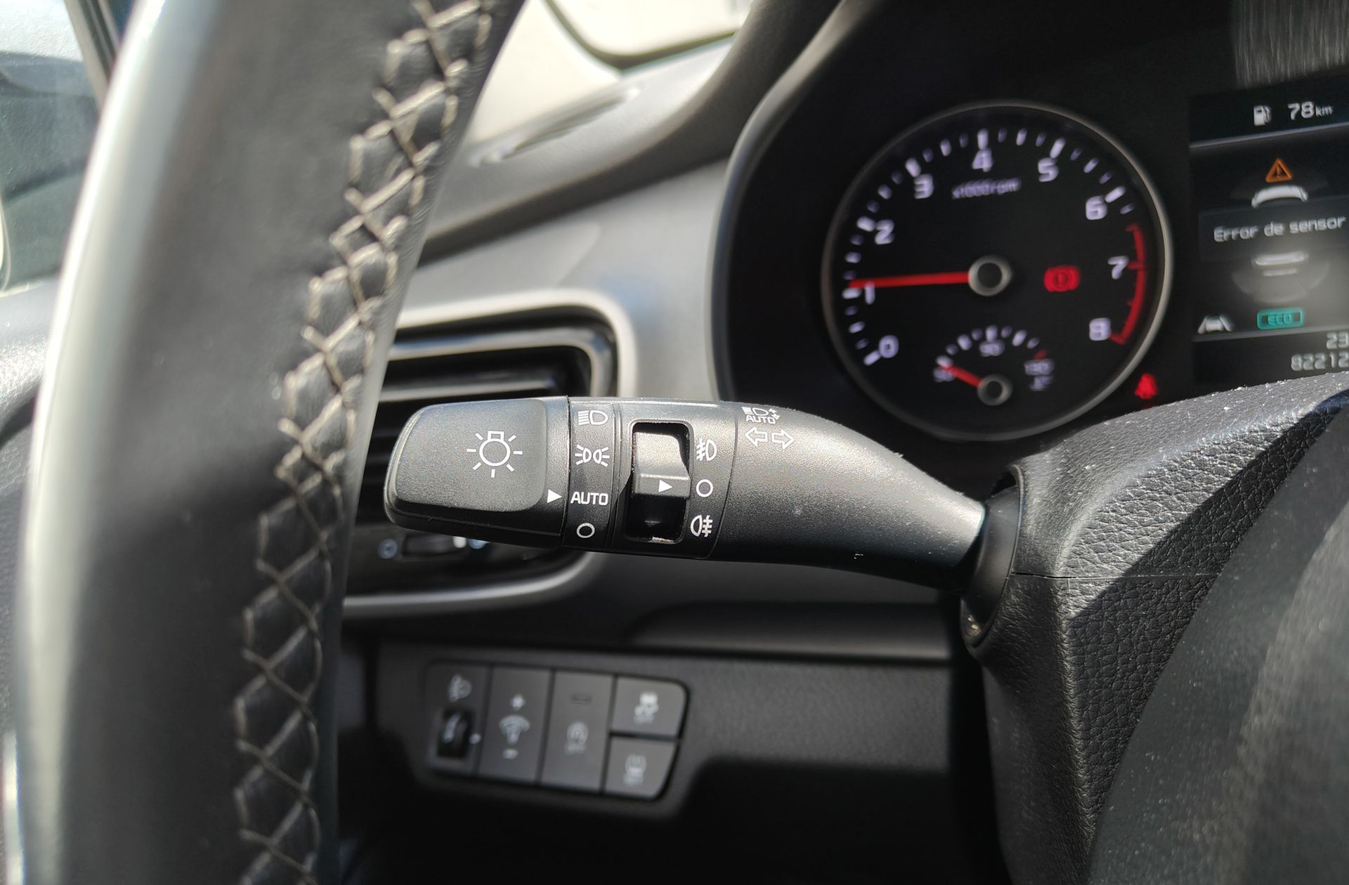 Kia Stonic 1.0 T-GDi MHEV Drive - foto 24