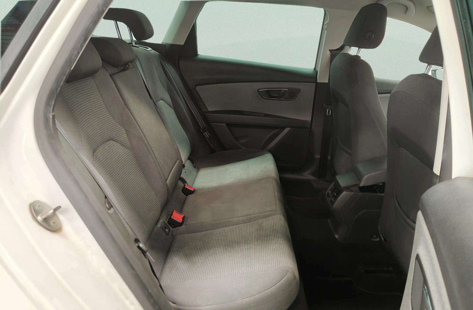 SEAT León ST 1.6 TDI Style - foto 13