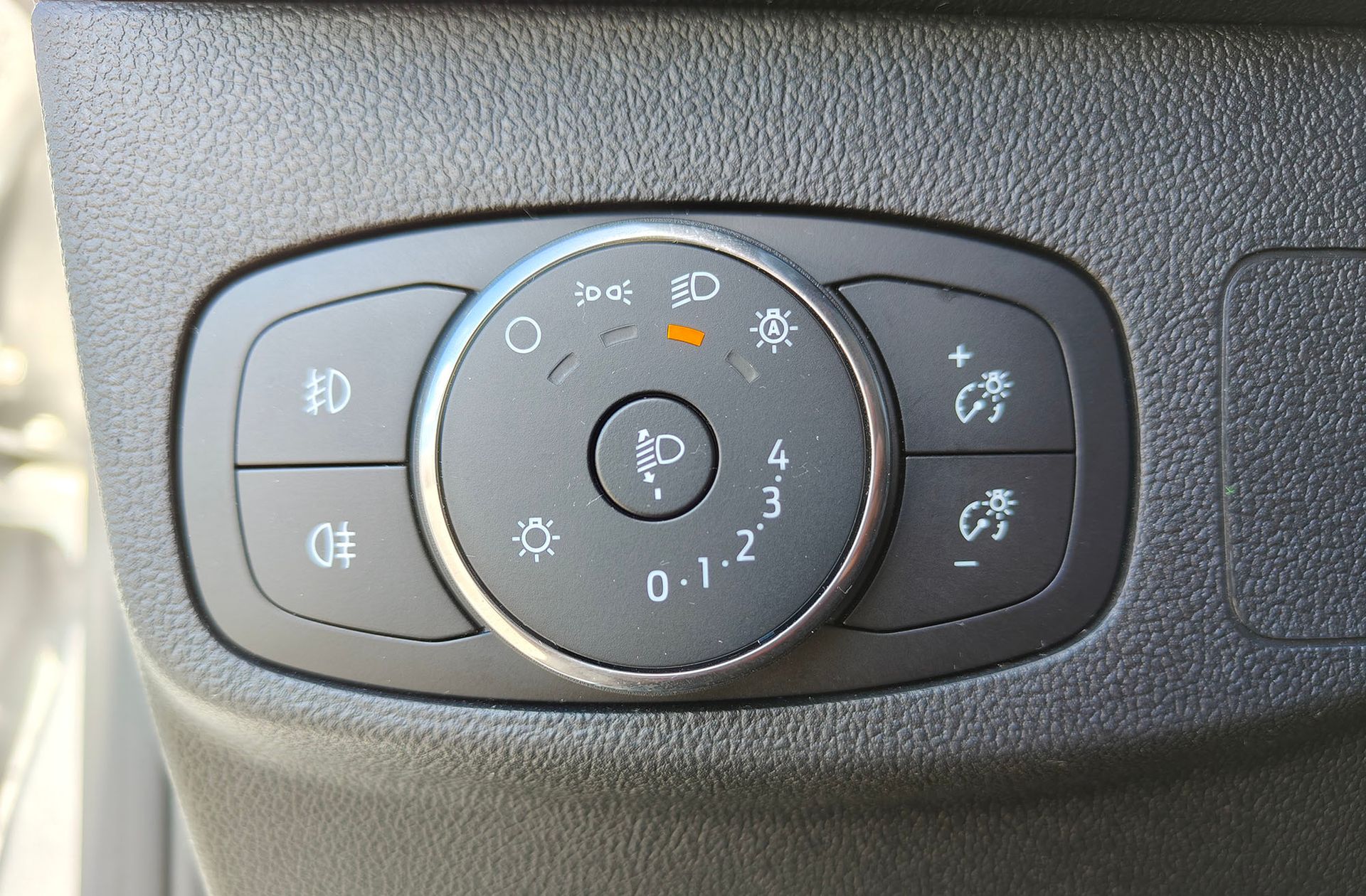 Ford Focus SportBreak 1.0 EcoBoost MHEV ST-Line - foto 14