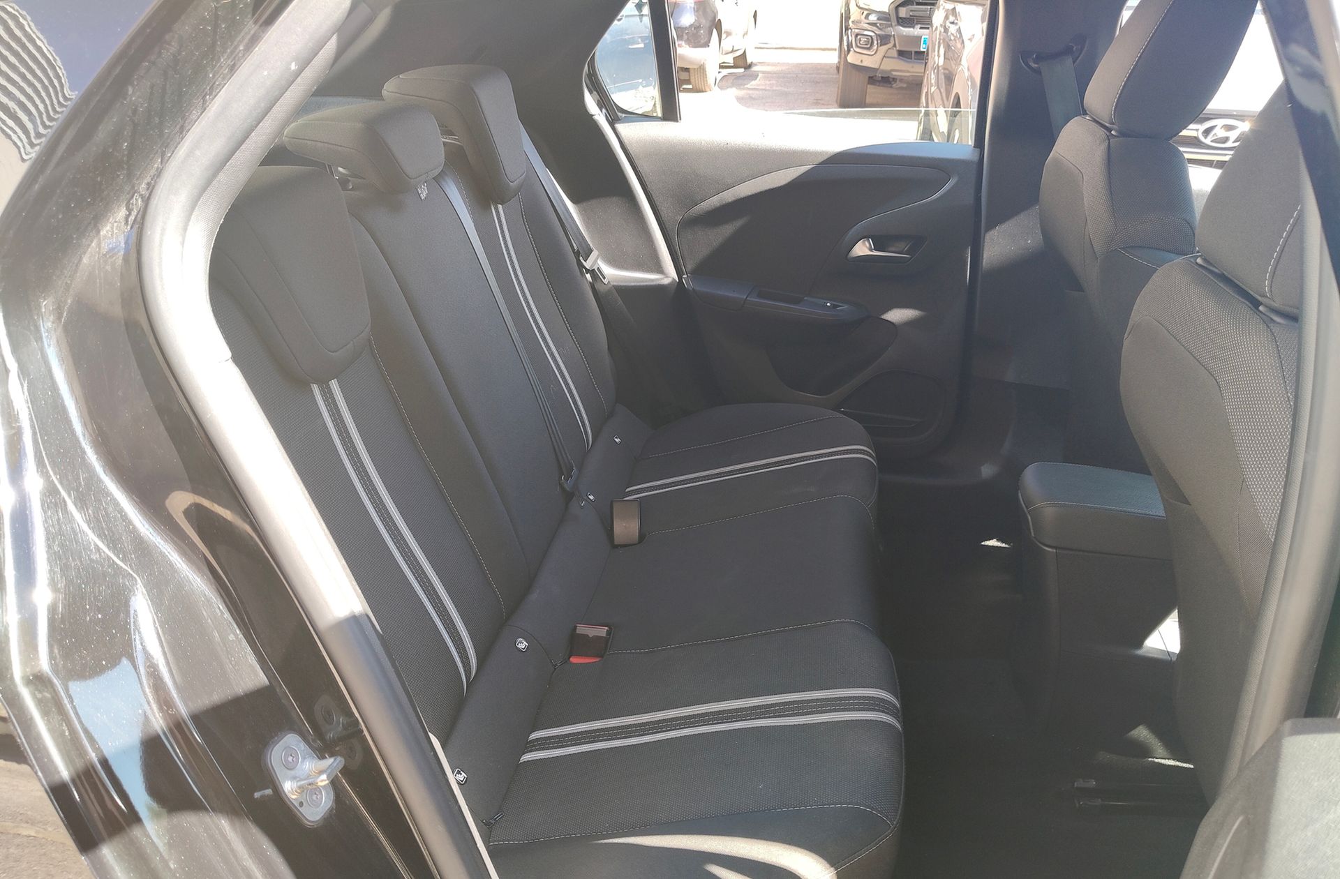 Opel Corsa 1.2 Turbo XHL Edition - foto 17