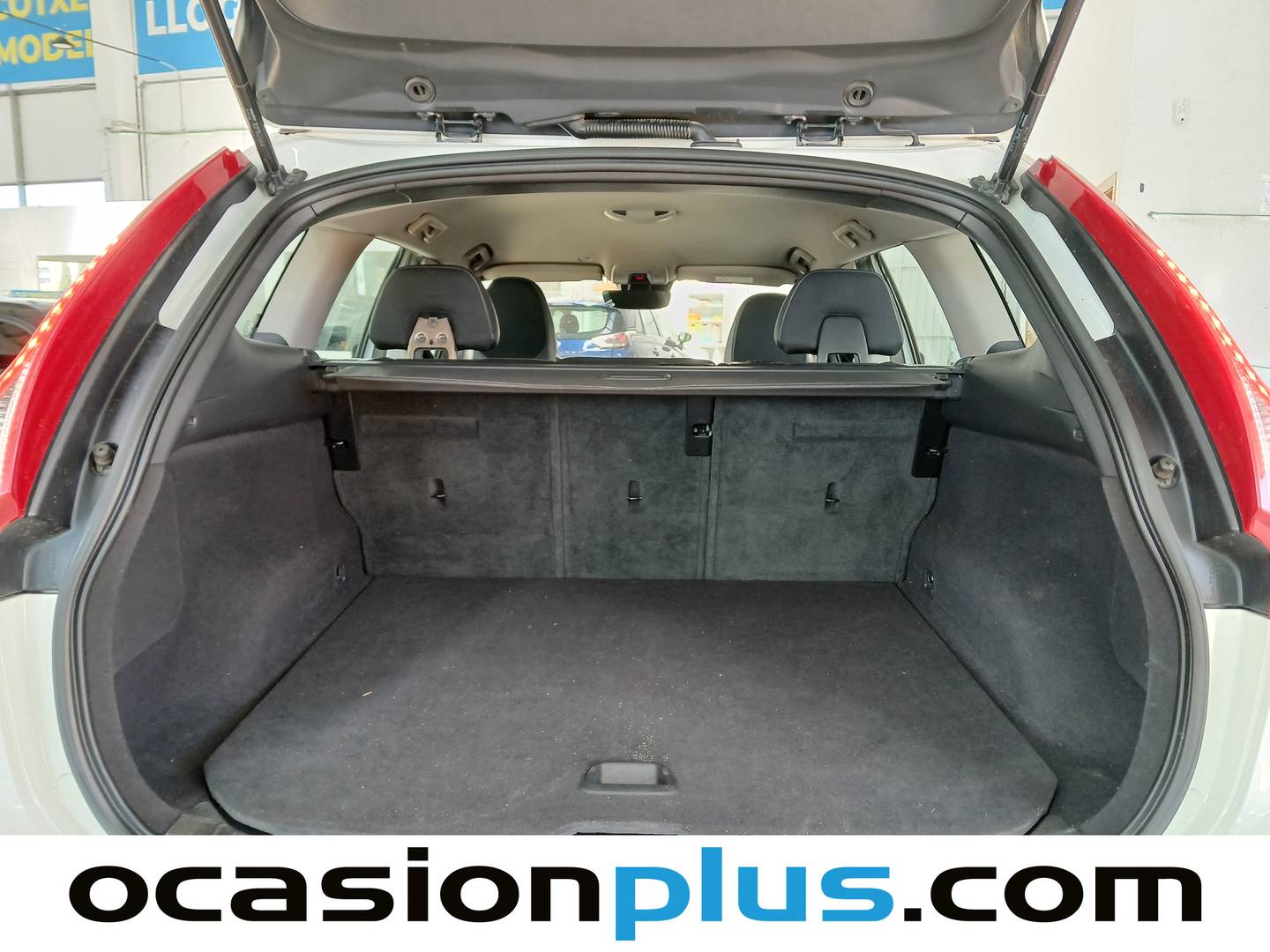 Fotos maletero Volvo XC60 Volvo XC60 D4 Momentum (190 CV)