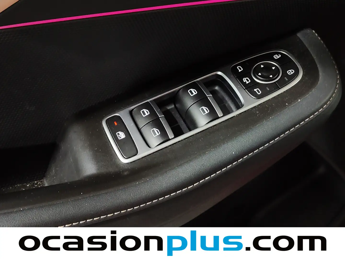 Foto OMODA 5 Omoda 5 1.6 T-GDI Premium DCT (185 CV)