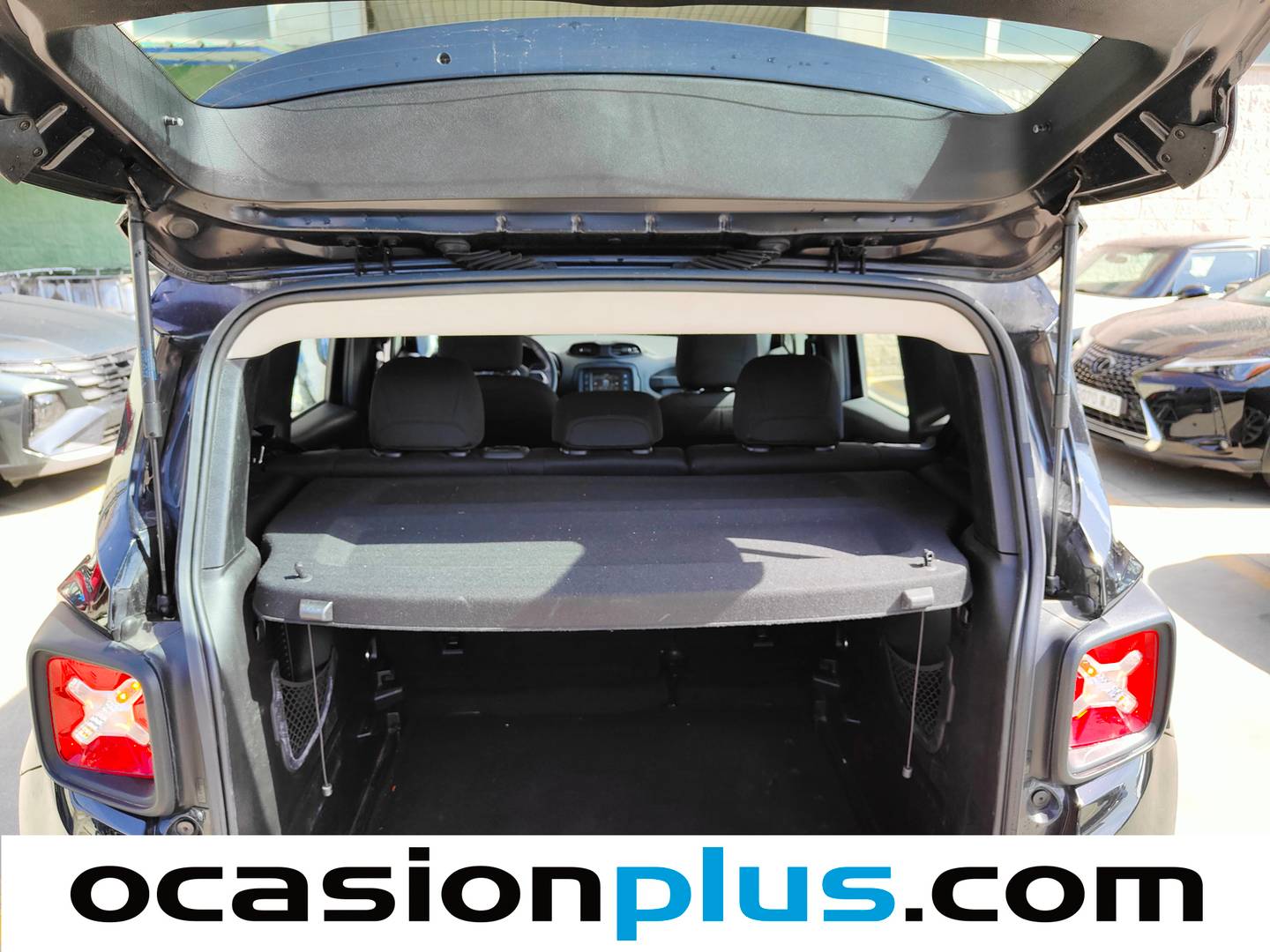 Fotos maletero Jeep Renegade Jeep Renegade 1.6 E-TORQ HP Sport 4x2 E6 (110 CV)