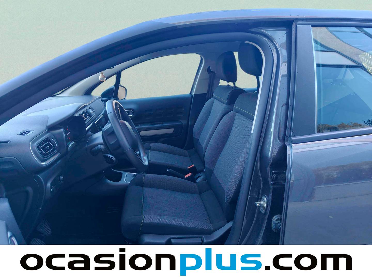 Foto asientos delanteros Citroën C3 Citroën C3 BlueHDi 100 S&S C-Series (102 CV)
