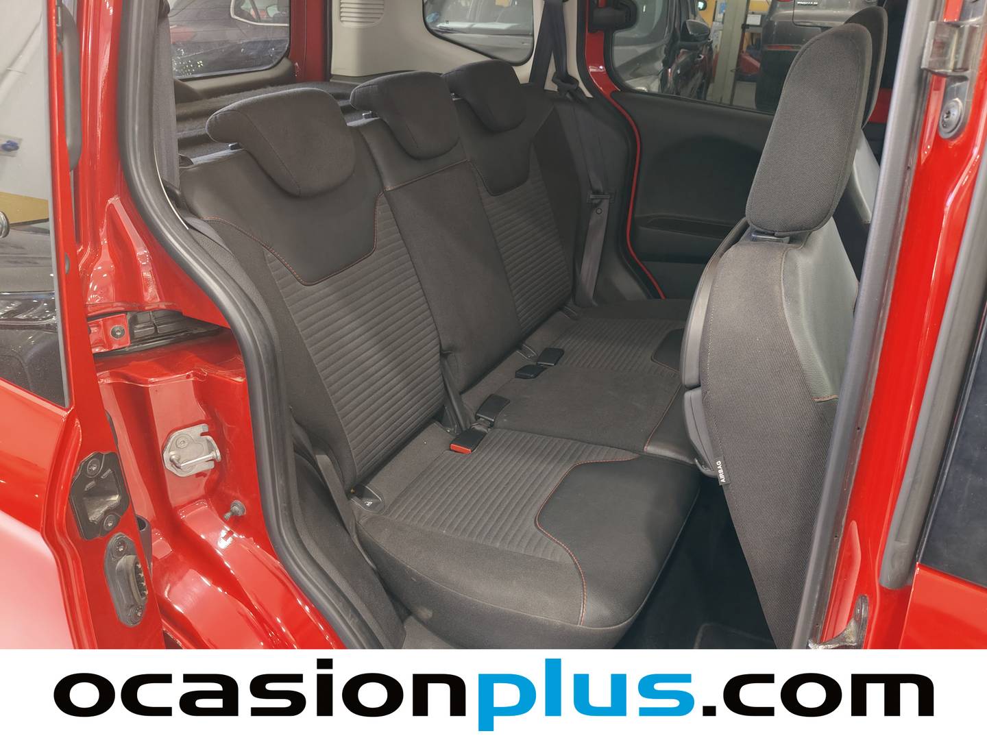 Foto asientos traseros Ford Tourneo Courier Ford Tourneo Courier 1.0 EcoBoost Sport (100 CV)
