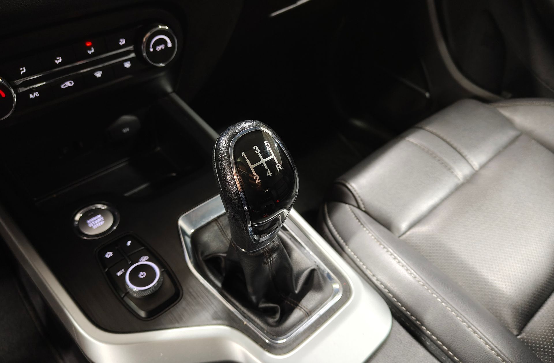 DR AUTOMOBILES DR 4.0 DR4 1.5 - foto 5