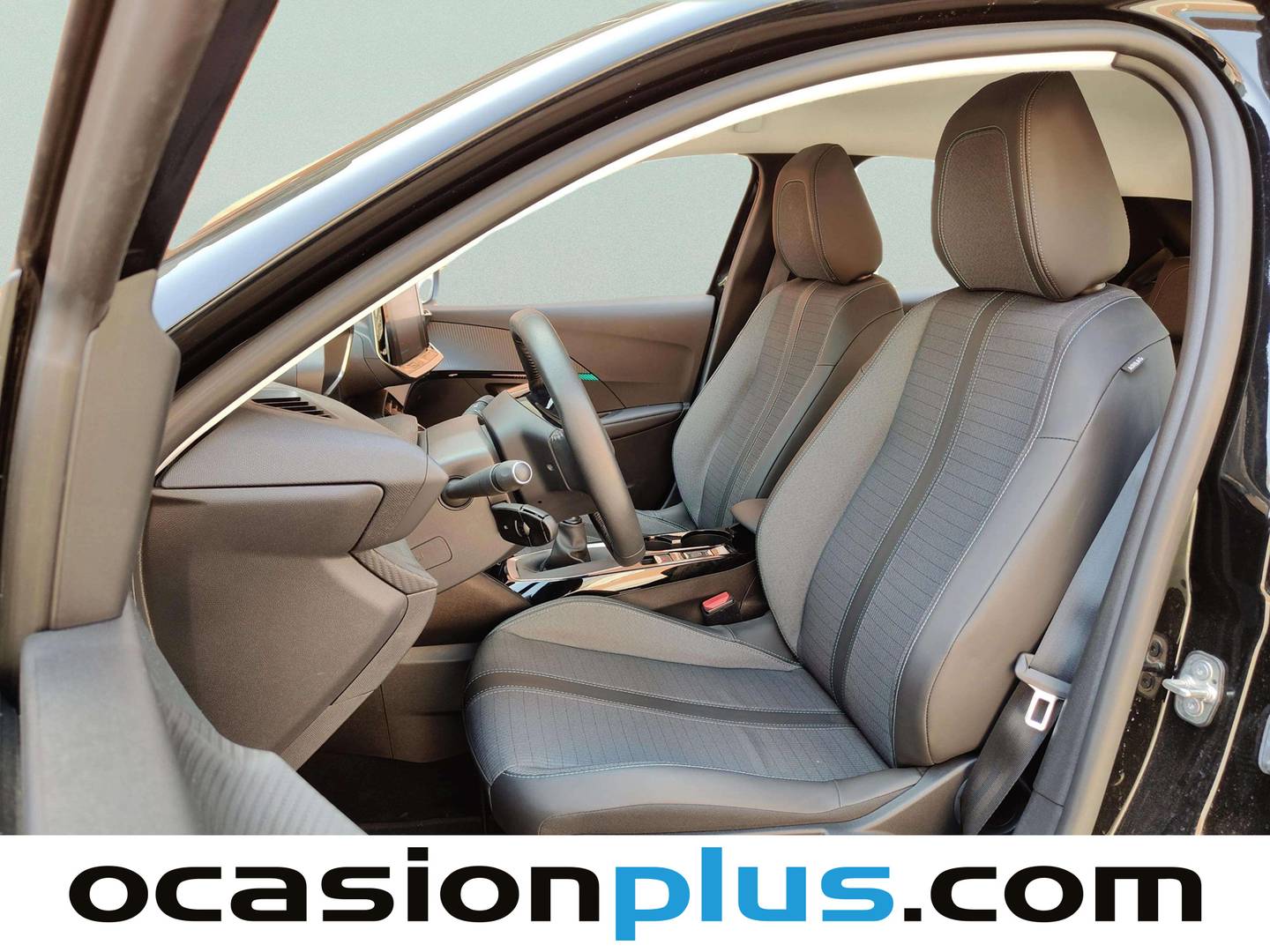 Foto asientos delanteros Peugeot 208 Peugeot 208 PureTech 100 Allure (100 CV)