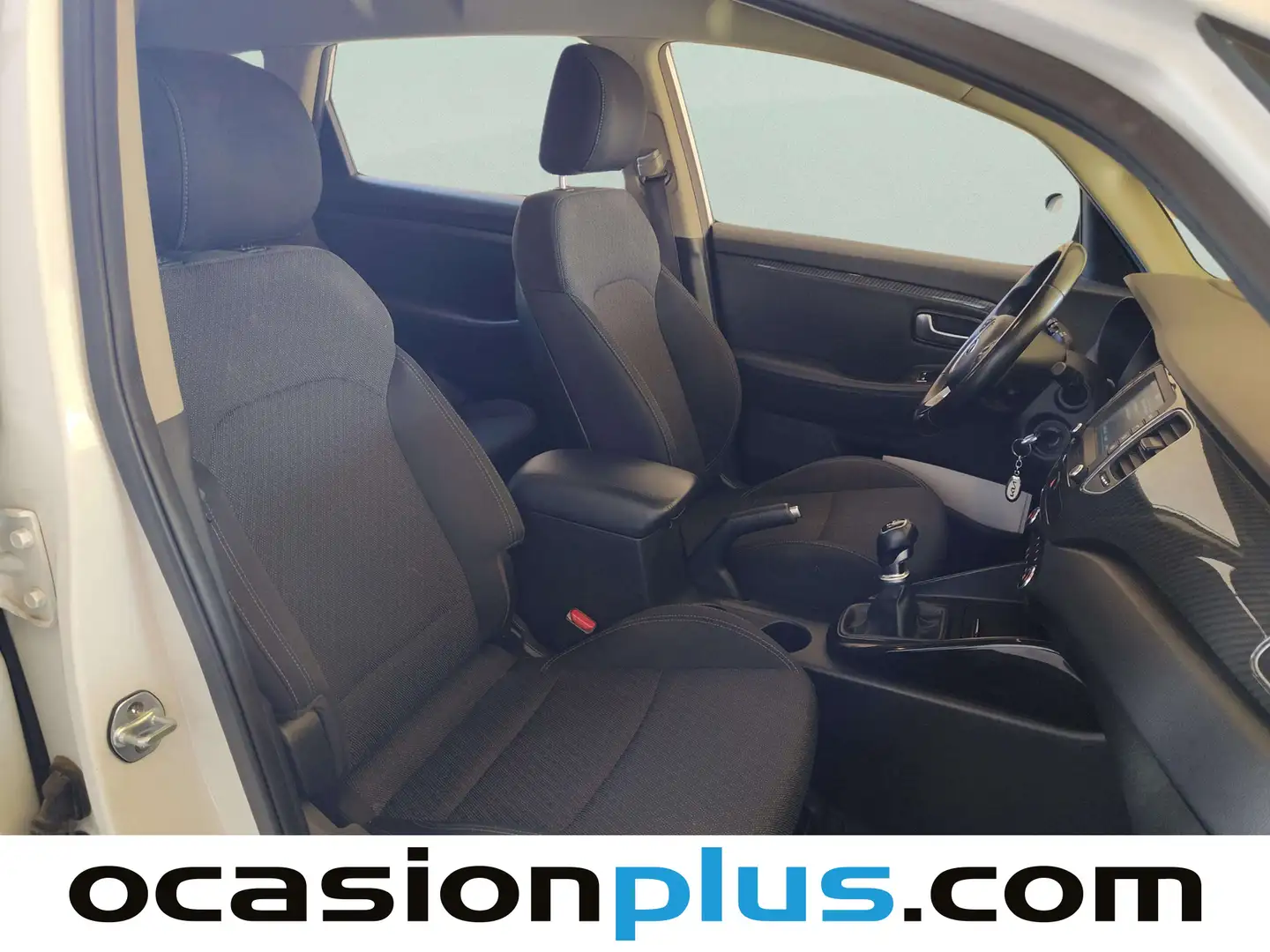 Foto KIA Carens Kia Carens 1.6 GDi Drive (135 CV)