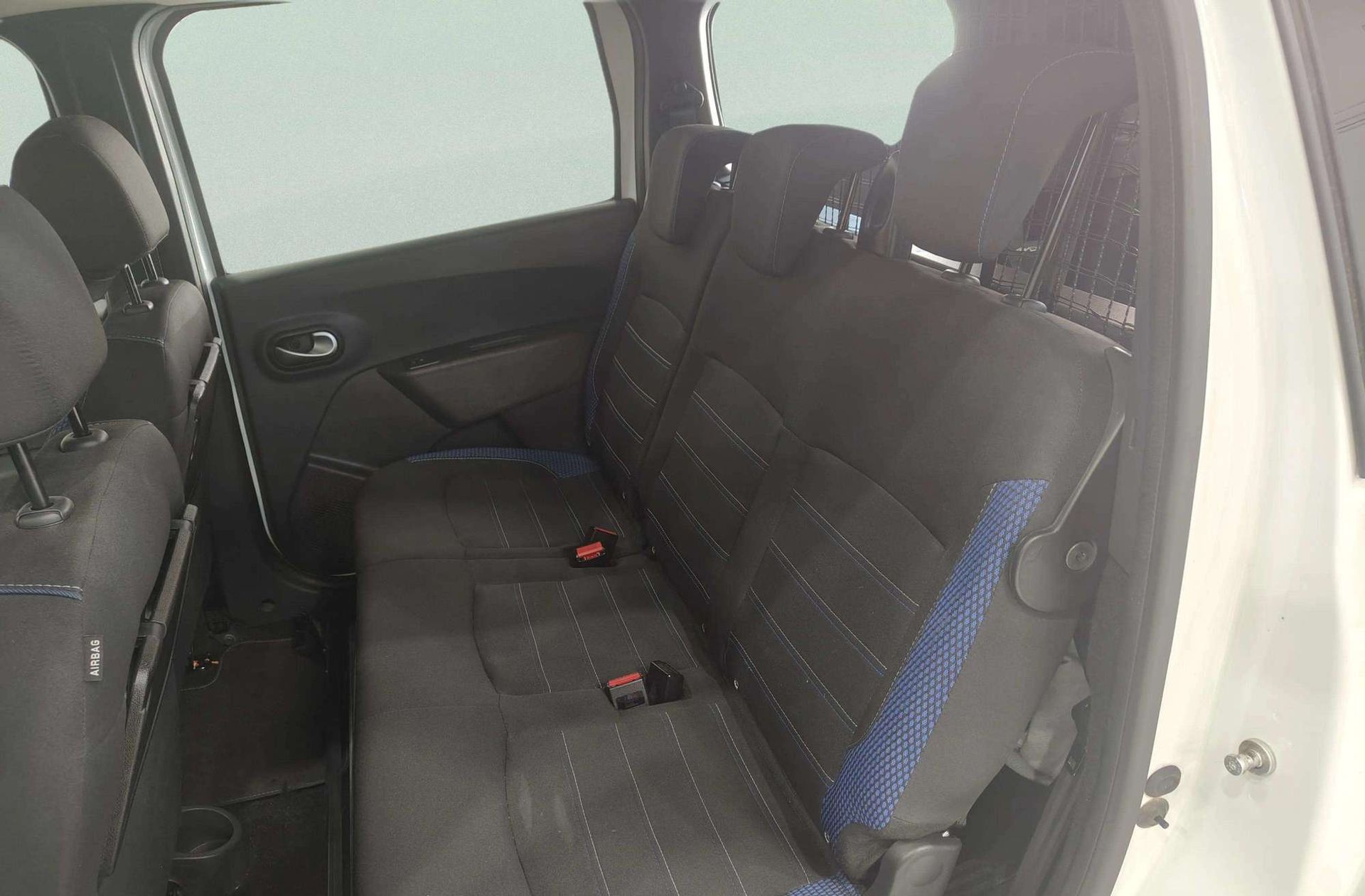 Dacia Lodgy Comfort 1.6 GLP - foto 15