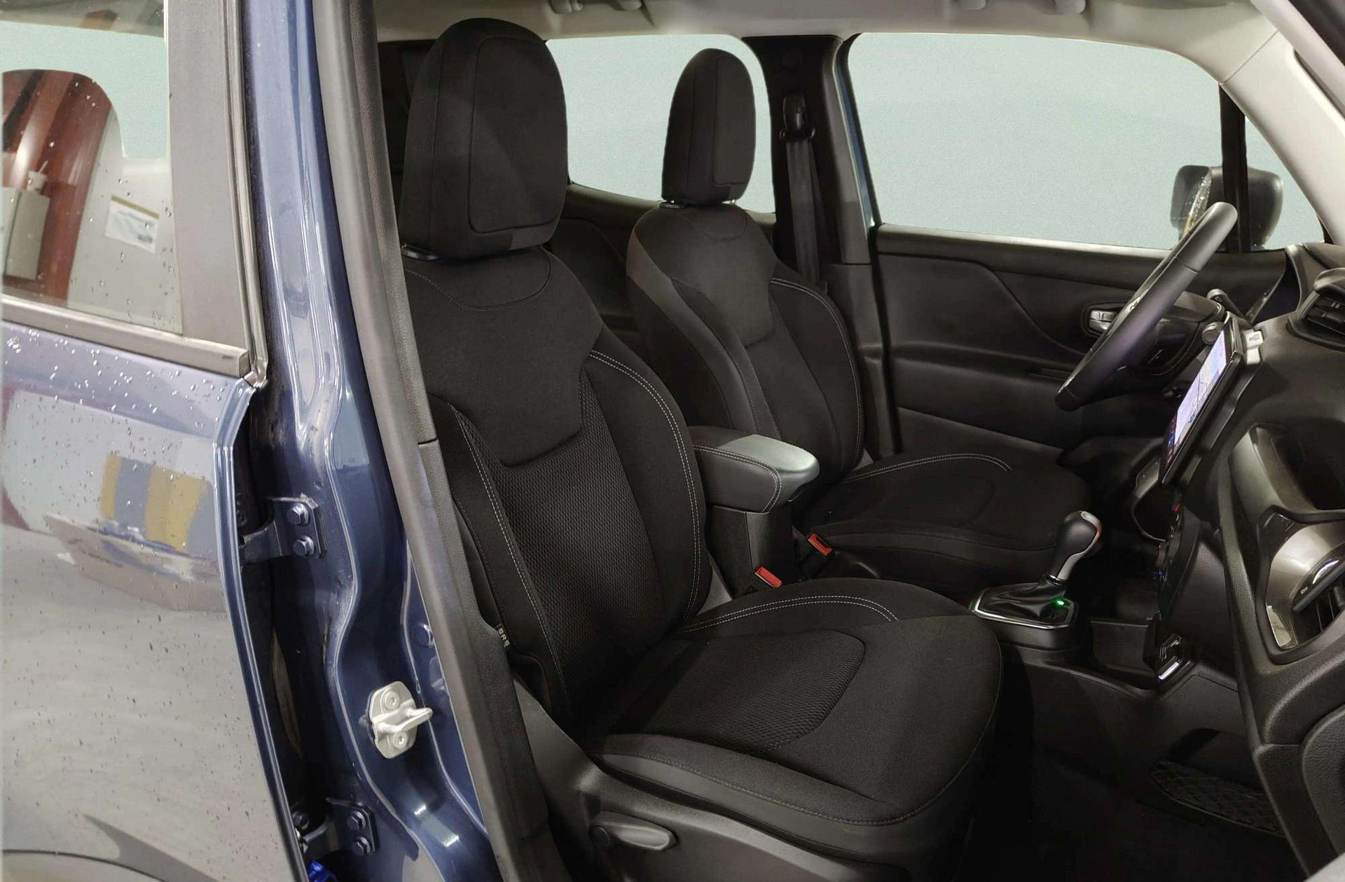 Jeep Renegade eHybrid 1.5 Altitude DCT - foto 16