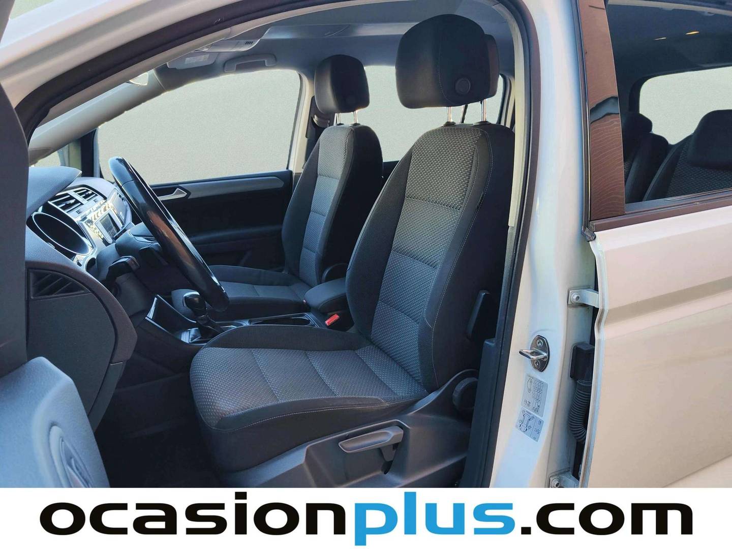 Foto asientos delanteros Volkswagen Touran Volkswagen Touran Advance 1.6 TDI BMT SCR (110 CV) DSG 7 Plazas