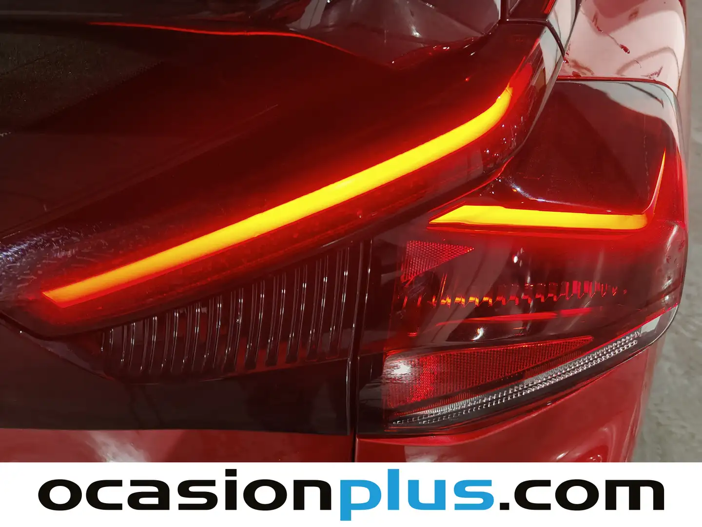 Foto Citroën C4 Citroen C4 1.6 dCi Tekna Xtronic (130 CV)