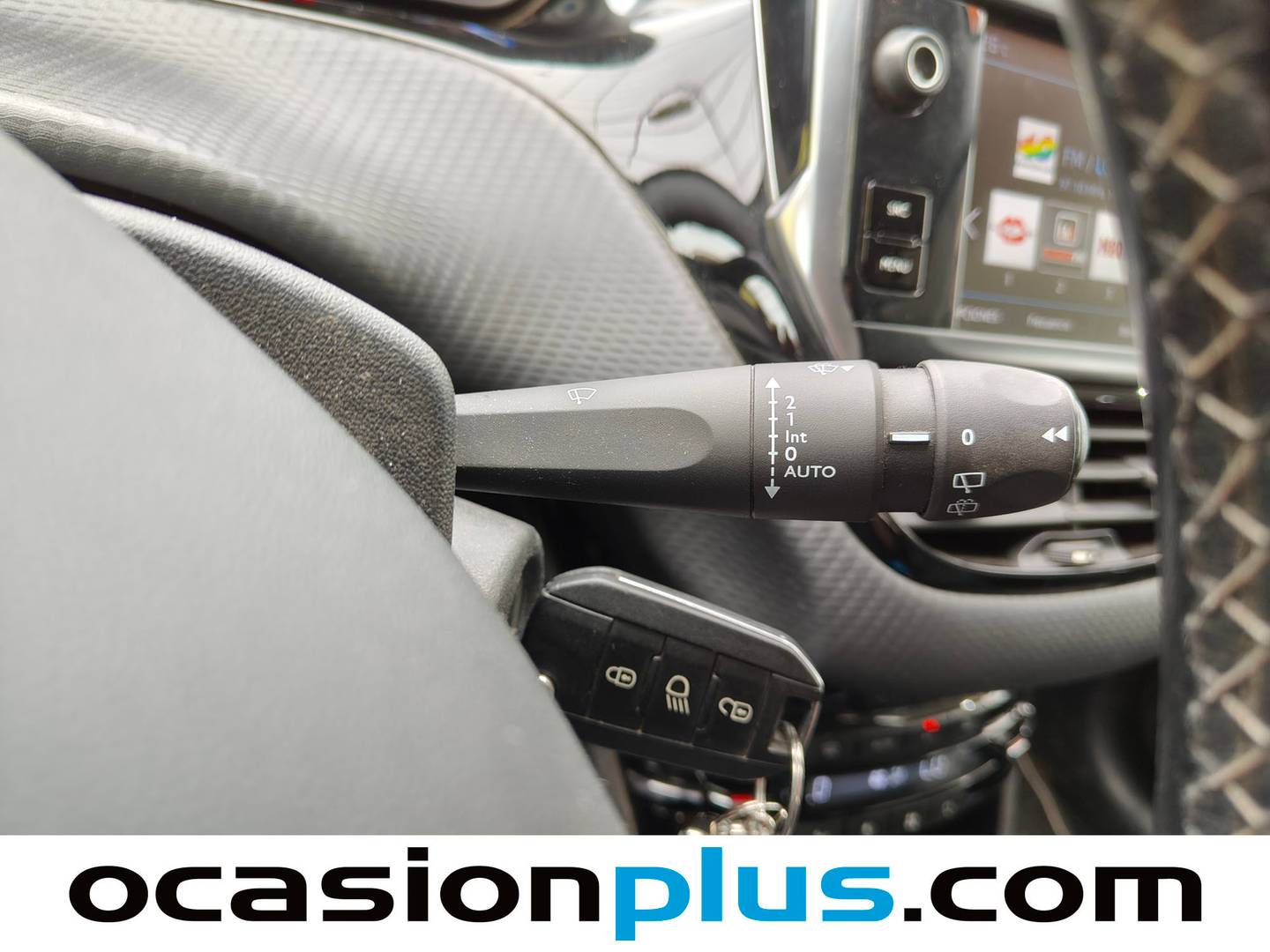 Acabados Peugeot 2008 Peugeot 2008 BlueHDi 100 Allure (100 CV)