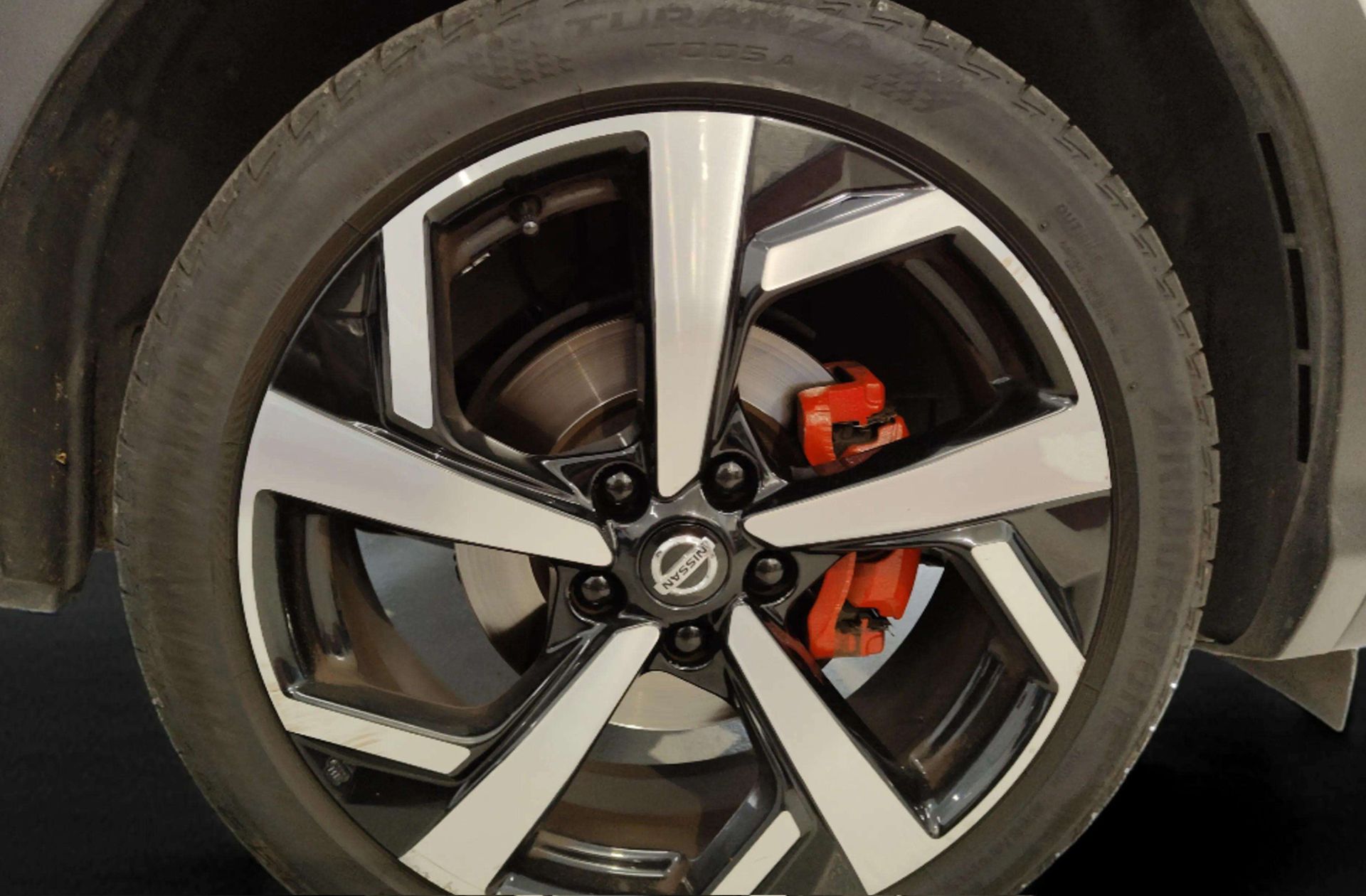 Nissan Qashqai DIG-T 140 Tekna 4x2 - foto 36