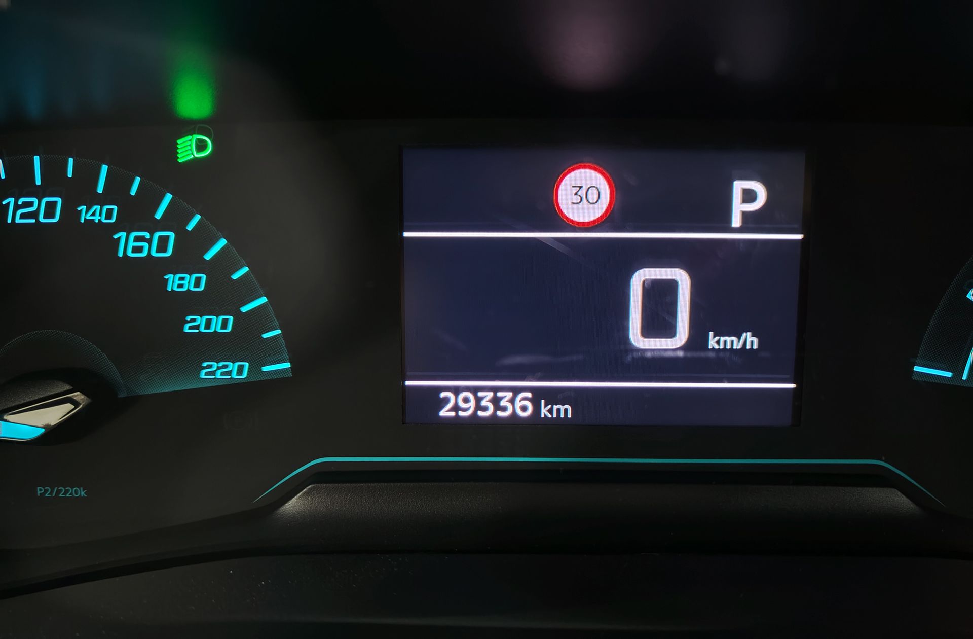 Peugeot 208 Style Hybrid 110 eDCS6 - foto 8