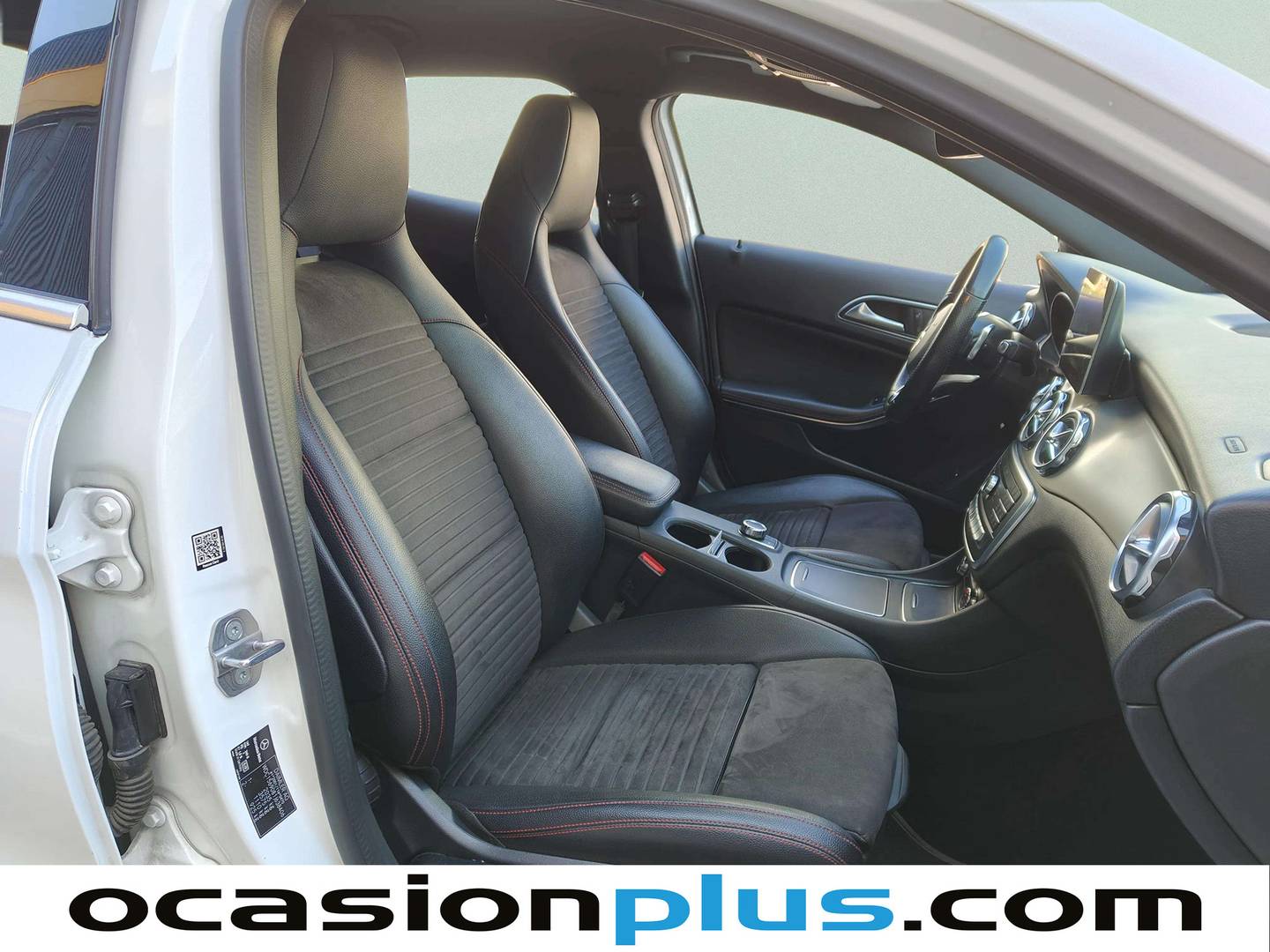 Mercedes GLA Mercedes-Benz GLA 200 d (136 CV) Pack AMG de segunda mano