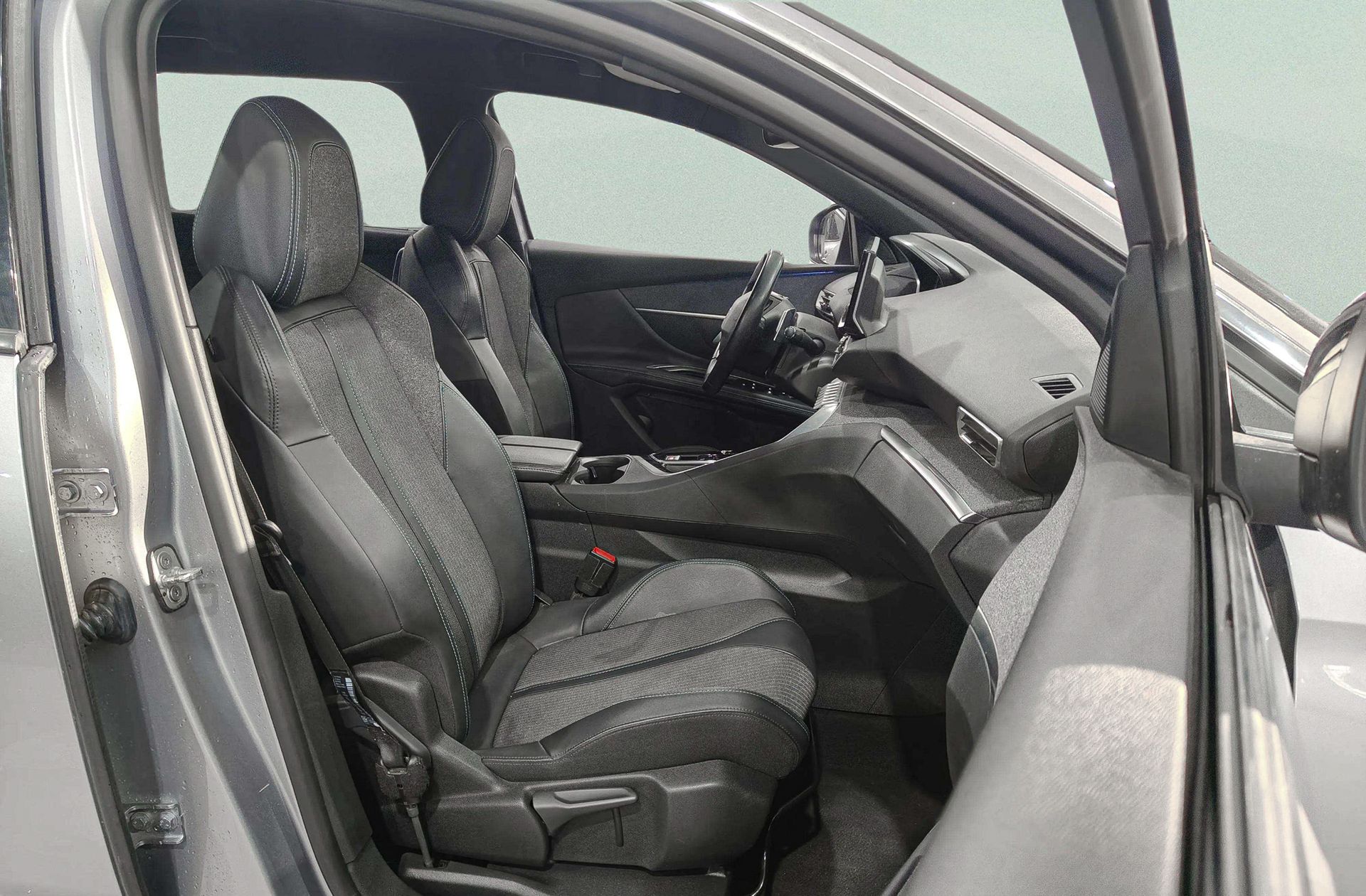 Peugeot 5008 PureTech 130 Allure Pack EAT8 7 plazas - foto 21