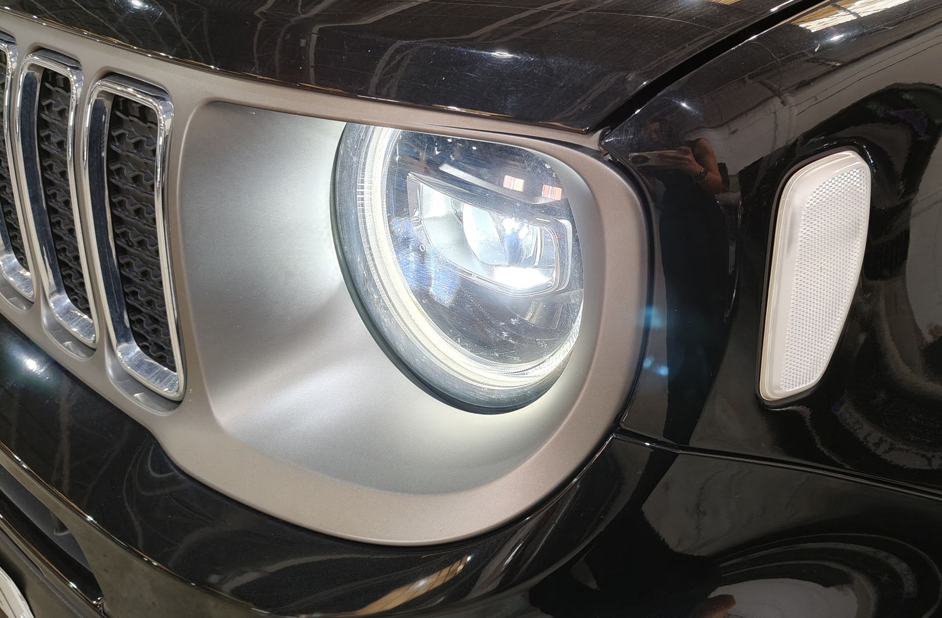 Jeep Renegade 1.3G Limited 4x2 Ddct - foto 14