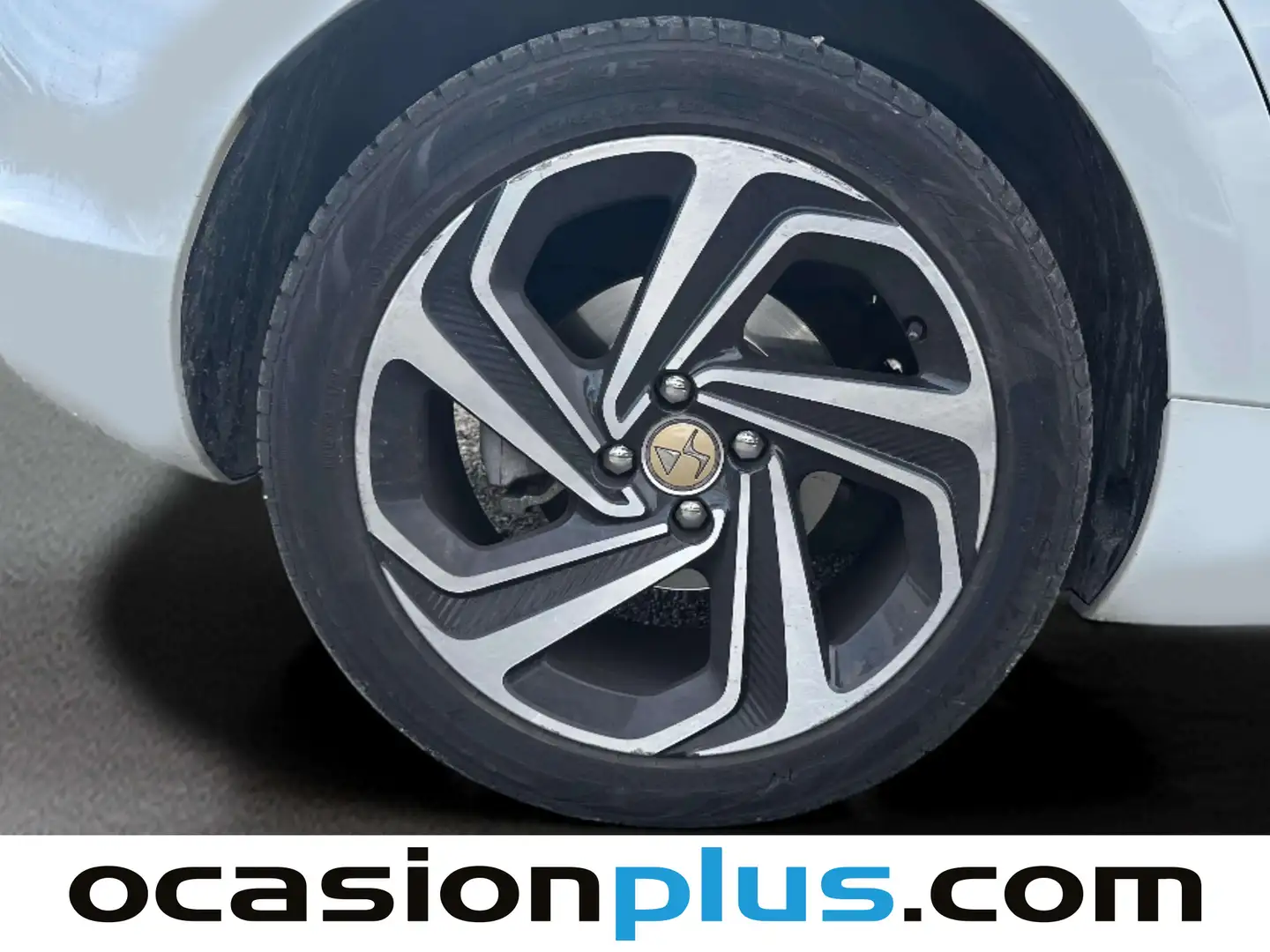 Foto DS DS 5 DS DS5 BlueHdi 180 Prestige EAT6 (181 CV)