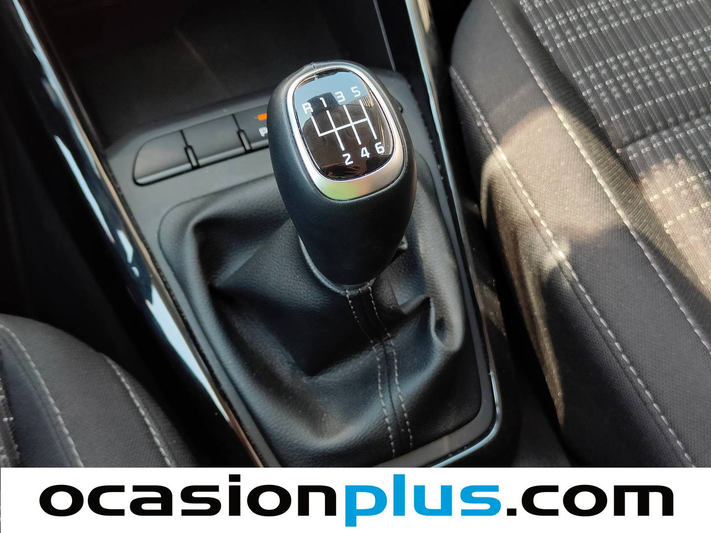 KIA Stonic KIA Stonic 1.0 T-GDi MHEV Drive (100 CV) de segunda mano
