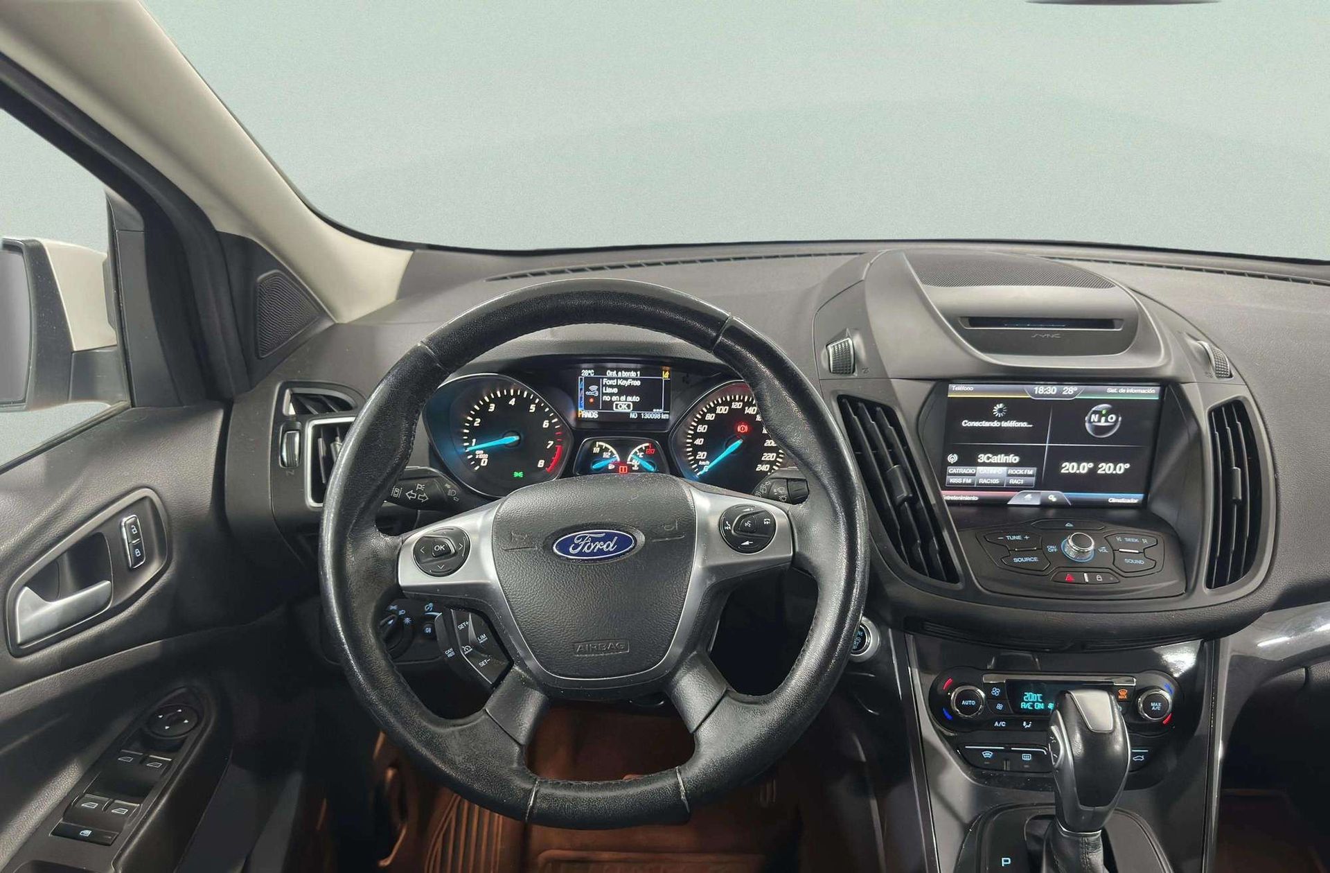 Ford Kuga 1.5 EcoBoost Titanium 4x4 - foto 20