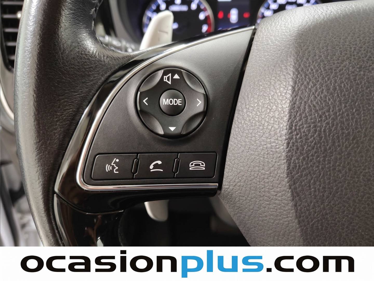 Mitsubishi Outlander Mitsubishi Outlander 200 MPI Motion 2WD CVT (150 CV) 7 Plazas seminuevo