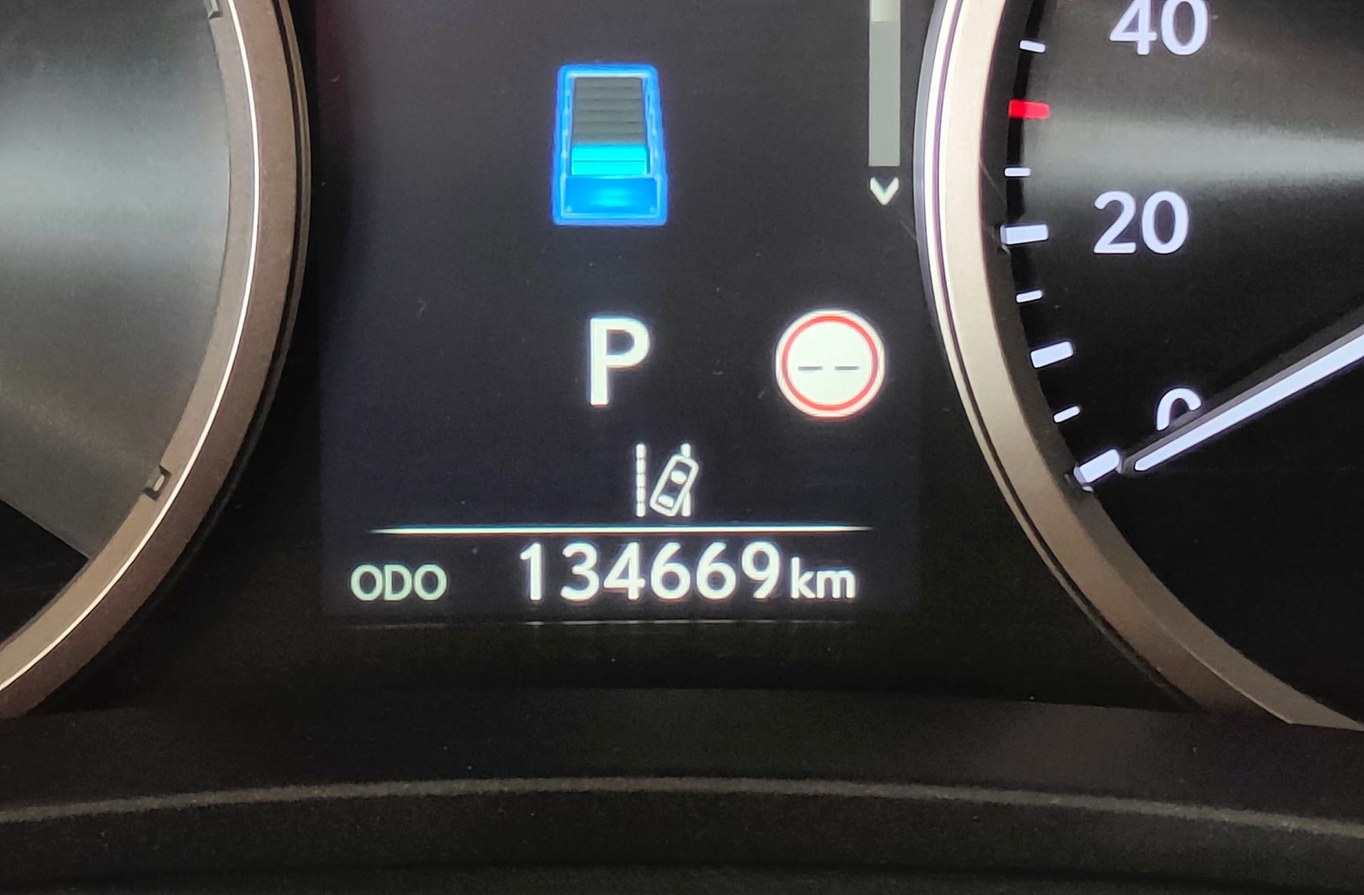 Lexus NX 300h Business Navigation 2WD - foto 10