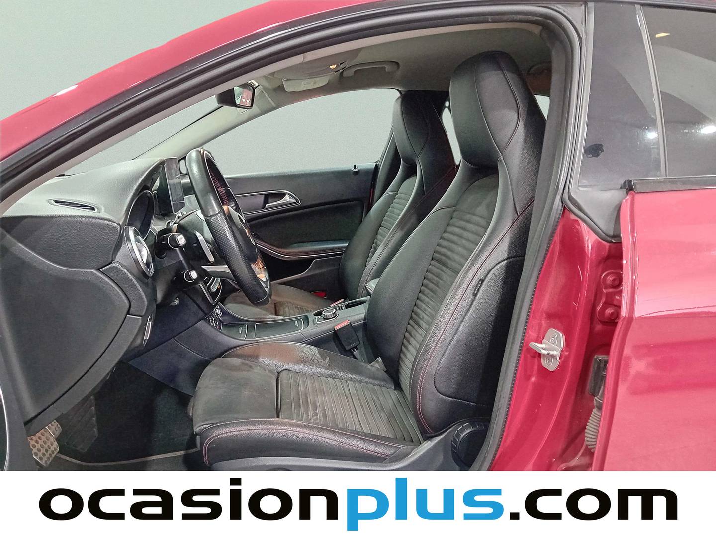 Foto asientos delanteros Mercedes CLA Mercedes-Benz CLA Shooting Brake 220 d (177 CV) Pack AMG