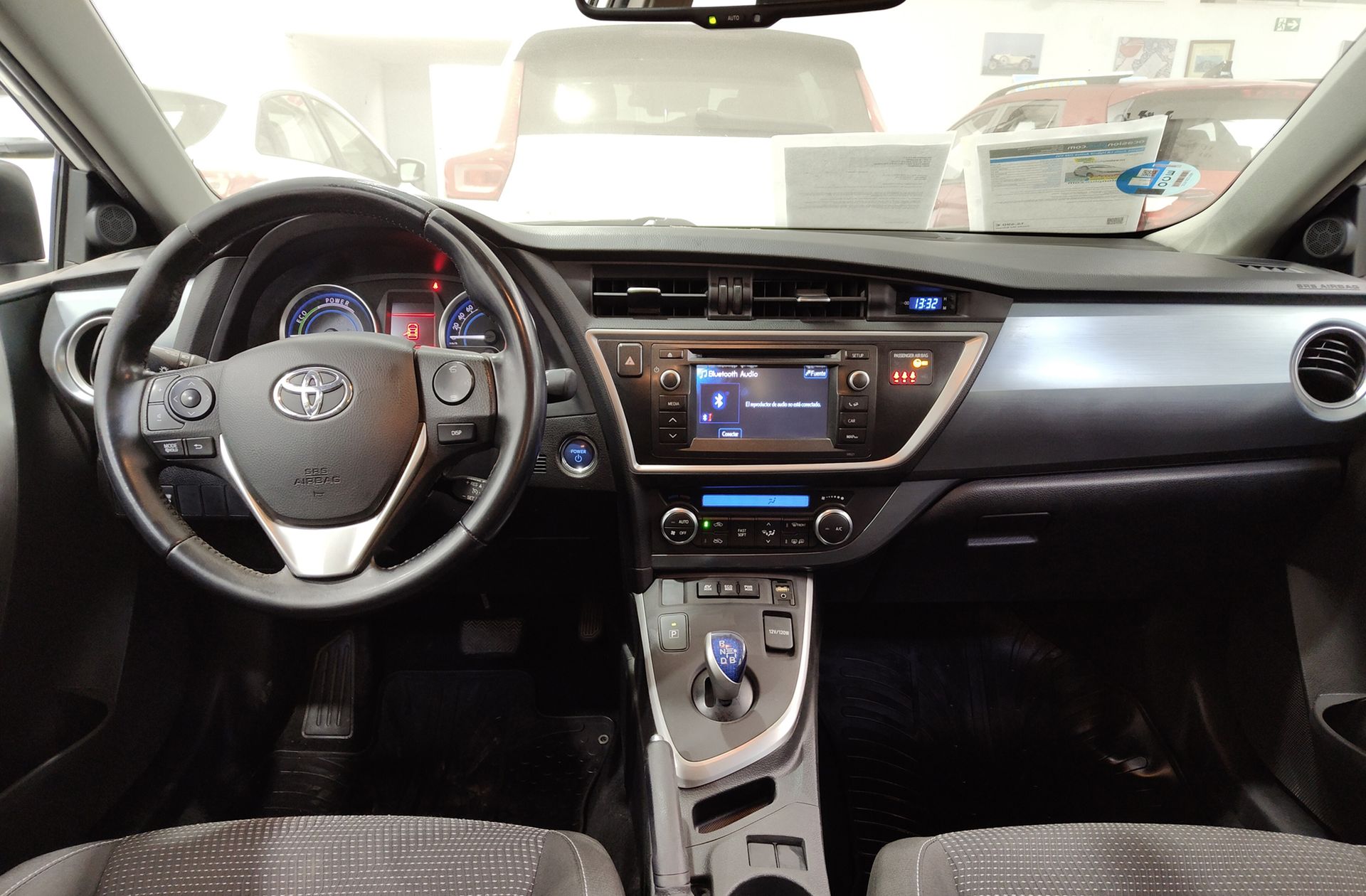 Toyota Auris 1.8 Hybrid Active - foto 6