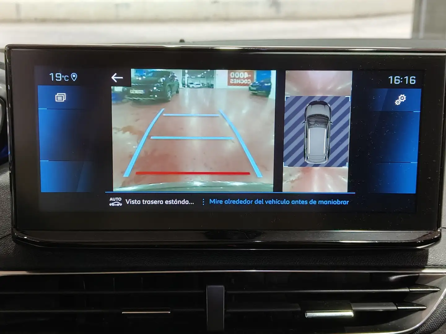 Foto Peugeot 3008 Peugeot 3008 BlueHDI 130 S&S Allure EAT8 (130 CV)