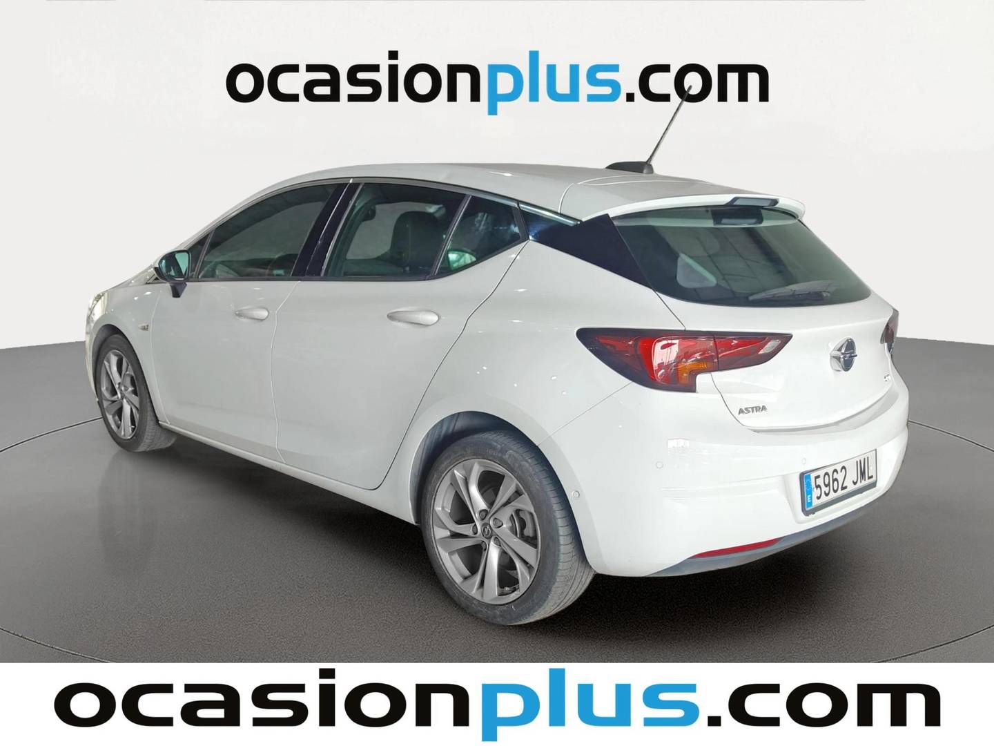 Foto trasera Opel Astra Opel Astra 1.6 CDTi Dynamic (110 CV) izquierda